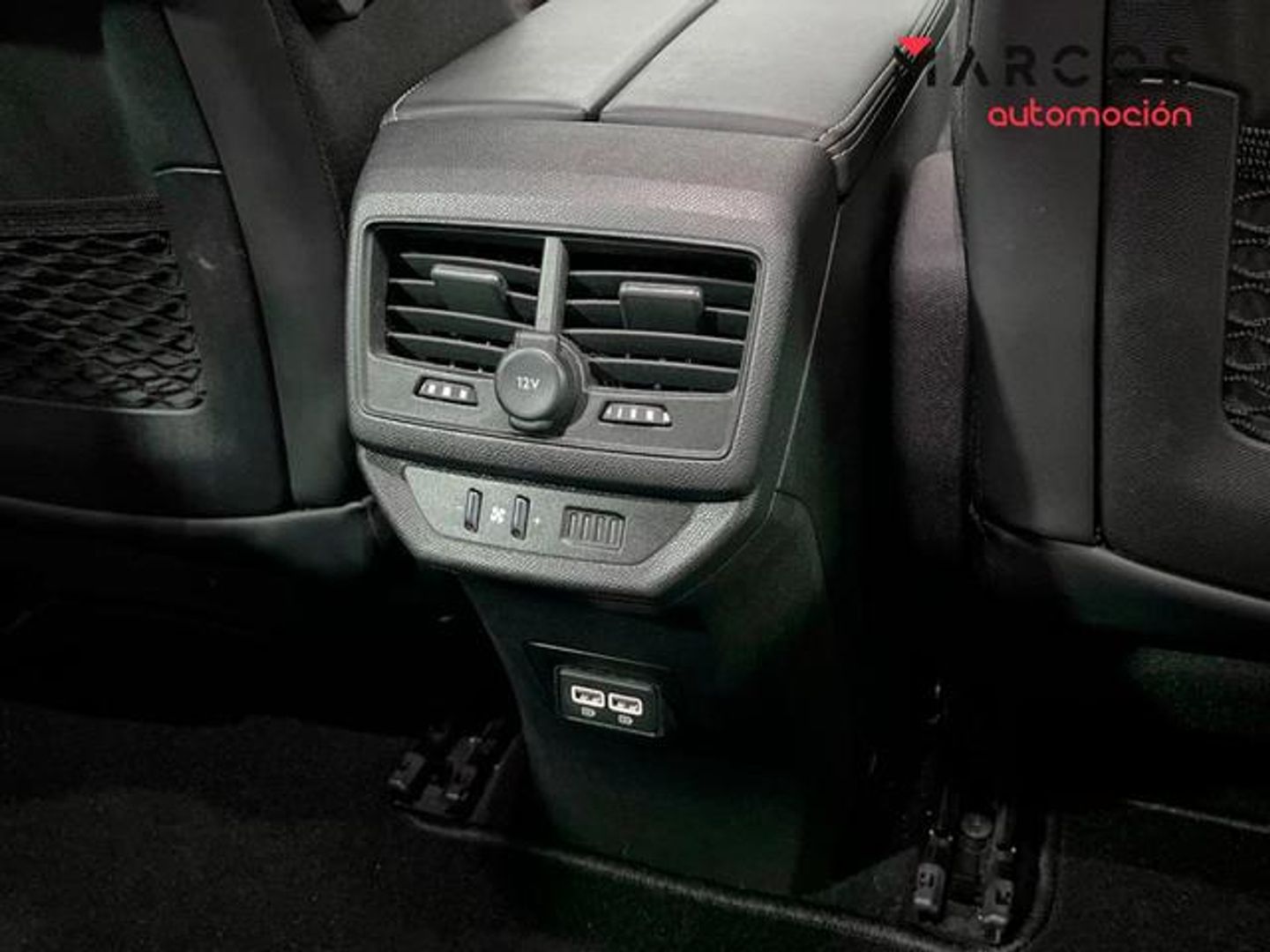Peugeot 5008 Hybrid 1.2 GT eDCS6 100 kW (136 CV)