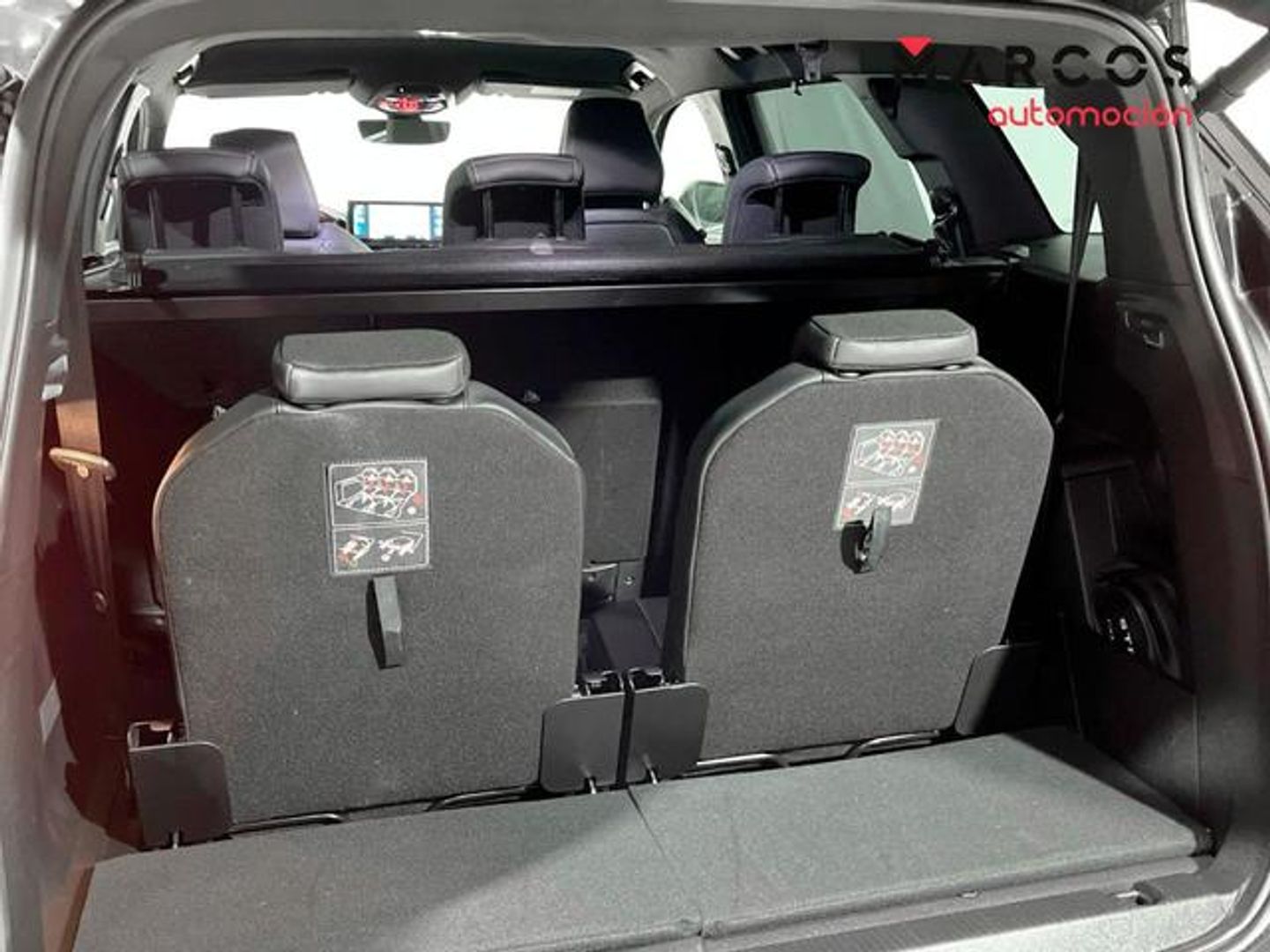 Peugeot 5008 Hybrid 1.2 GT eDCS6 100 kW (136 CV)
