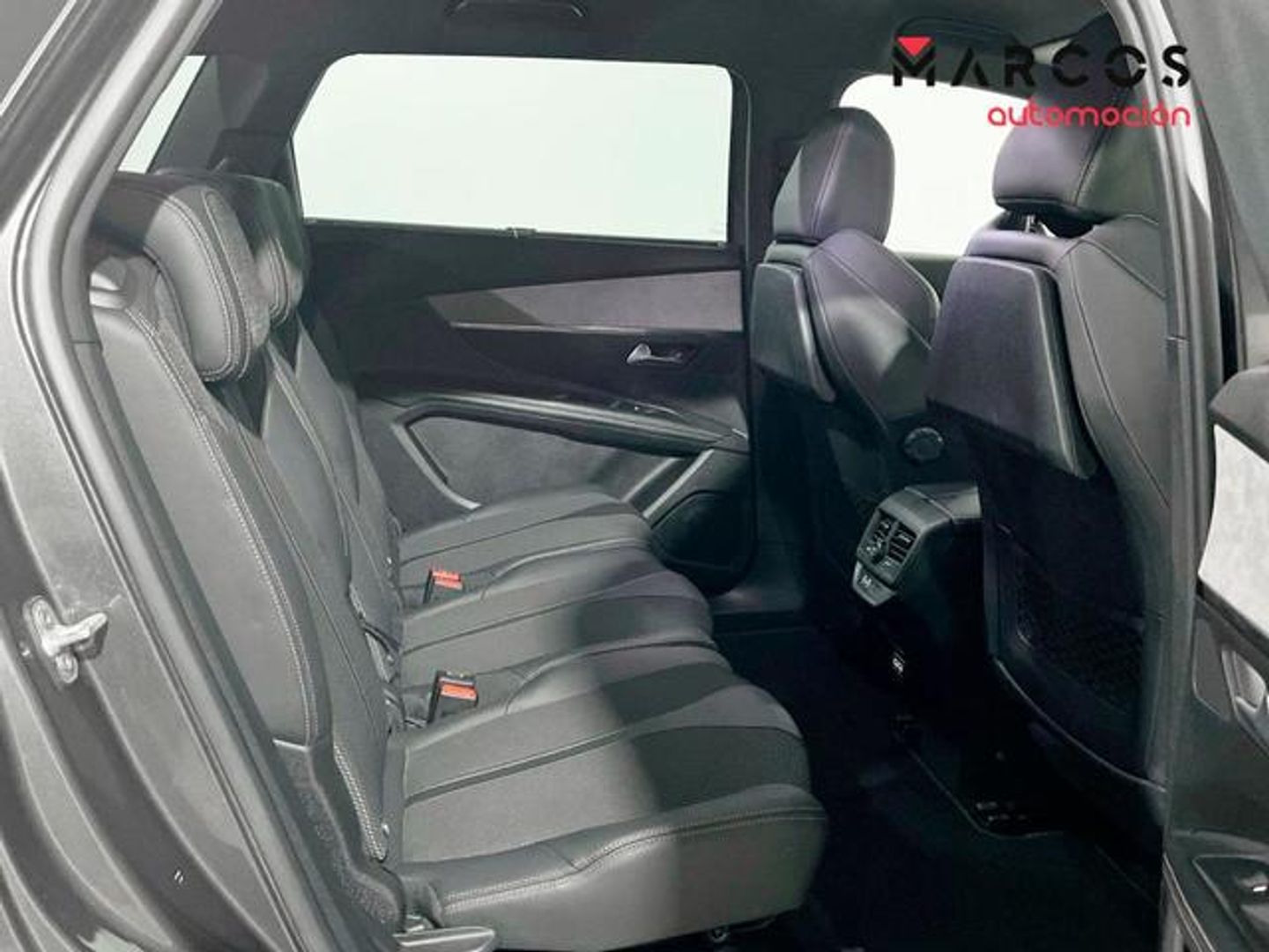 Peugeot 5008 Hybrid 1.2 GT eDCS6 100 kW (136 CV)