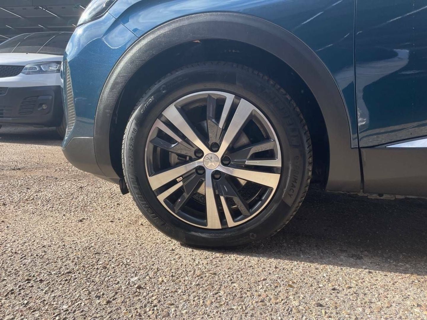 Peugeot 3008 PureTech 130 S&S Allure Pack EAT8 96 kW (130 CV)