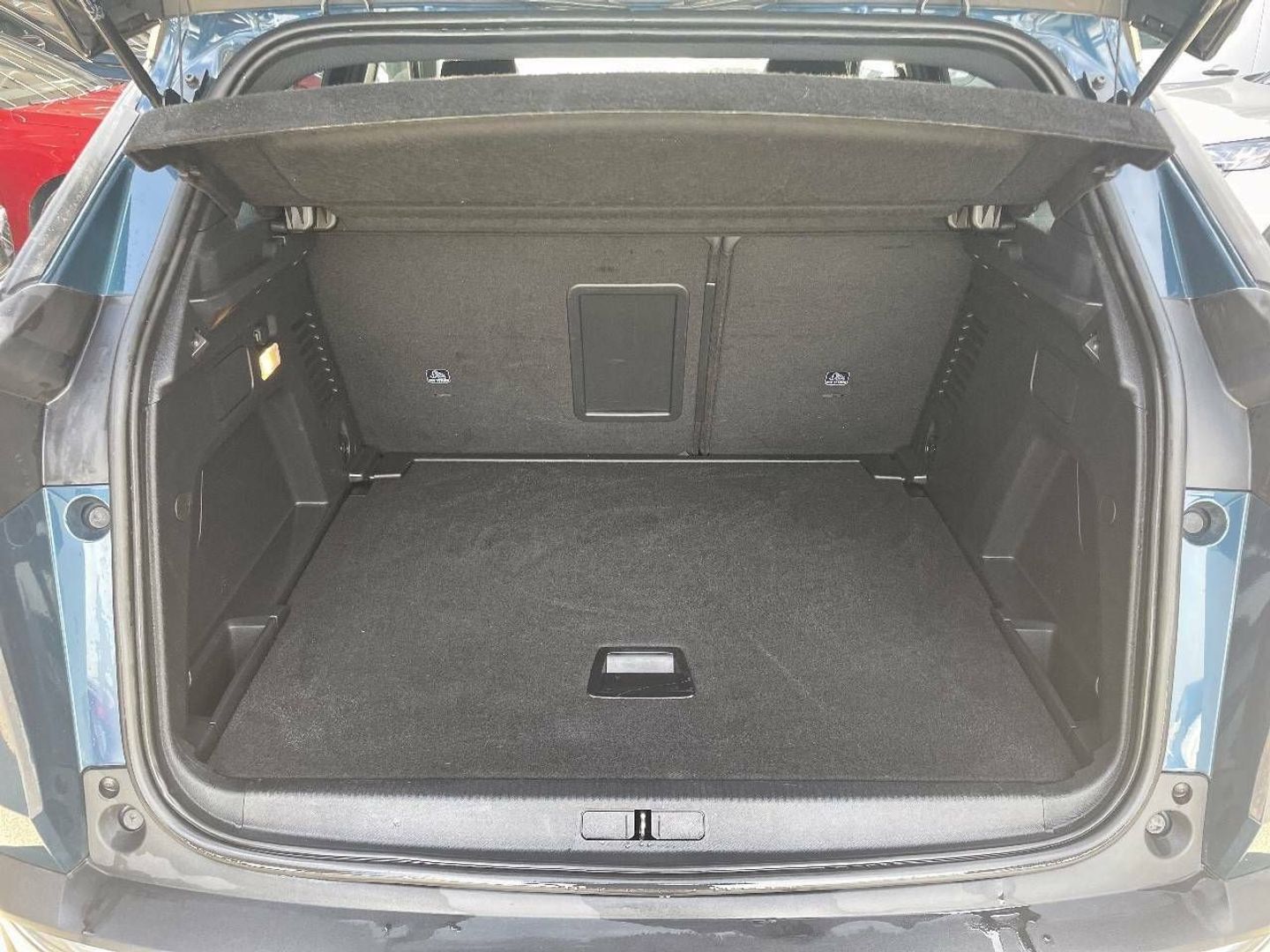 Peugeot 3008 PureTech 130 S&S Allure Pack EAT8 96 kW (130 CV)