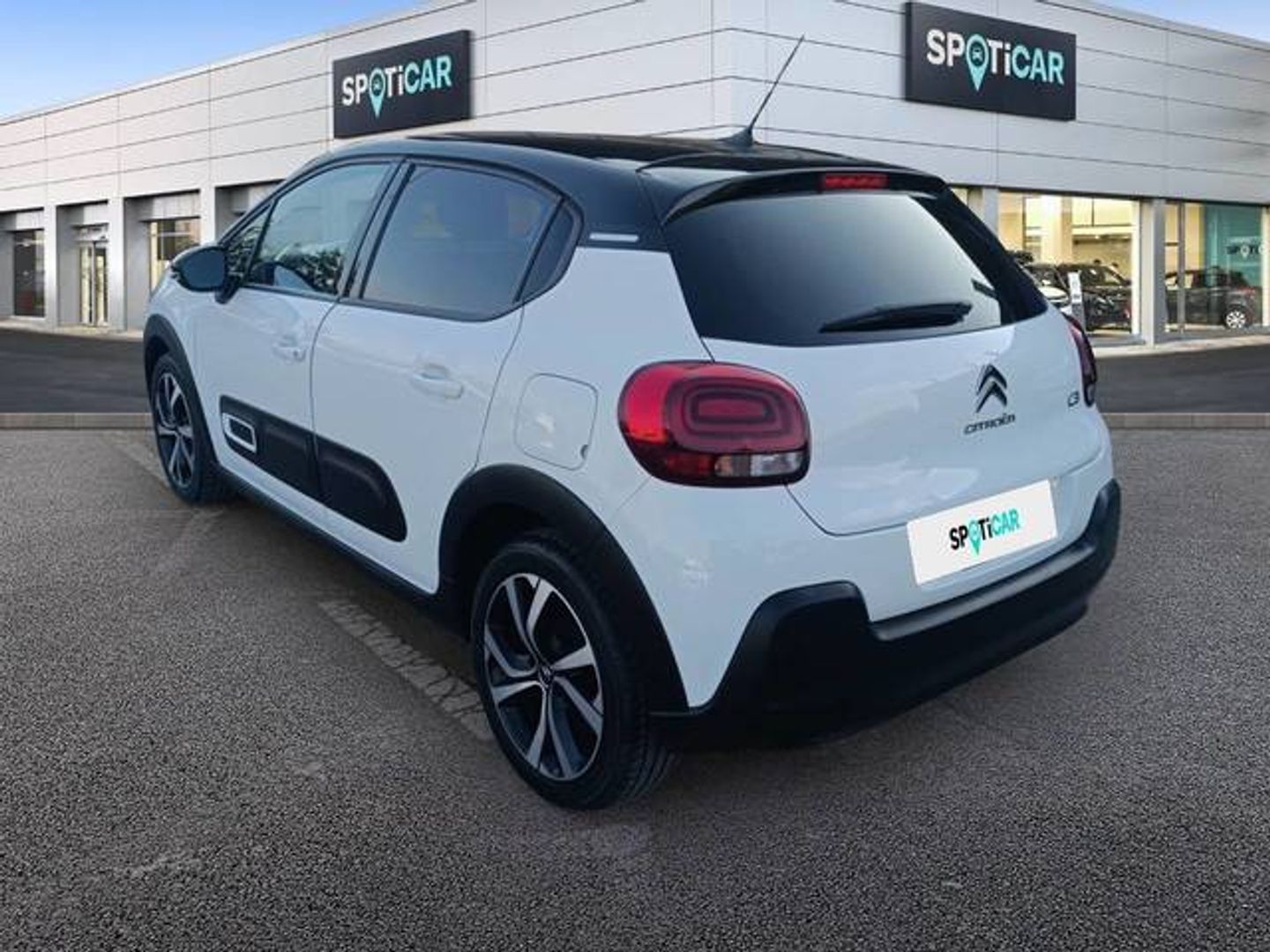 Citroen C3 PureTech 82 Shine 61 kW (83 CV)