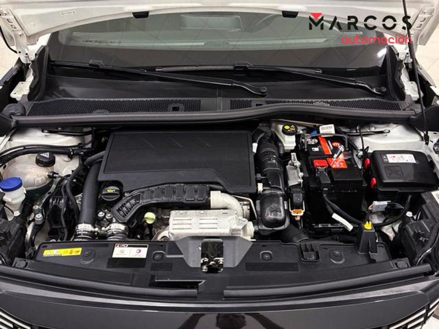 Peugeot 2008 PureTech 130 S&S Allure EAT8 96 kW (130 CV)