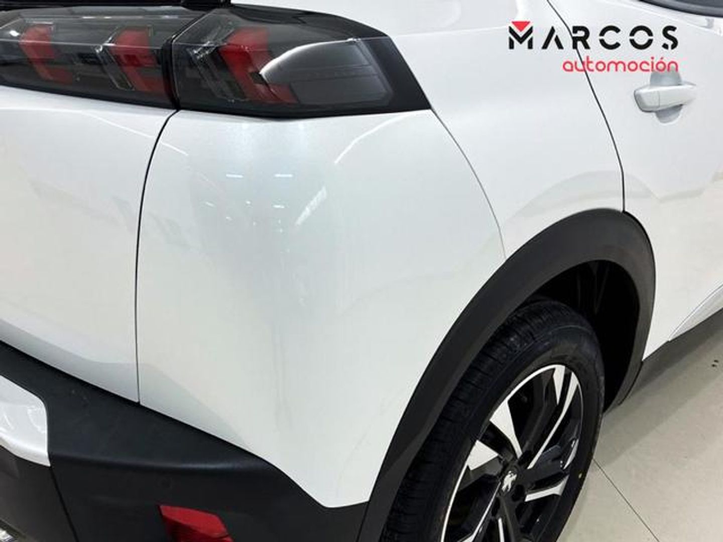Peugeot 2008 PureTech 130 S&S Allure EAT8 96 kW (130 CV)
