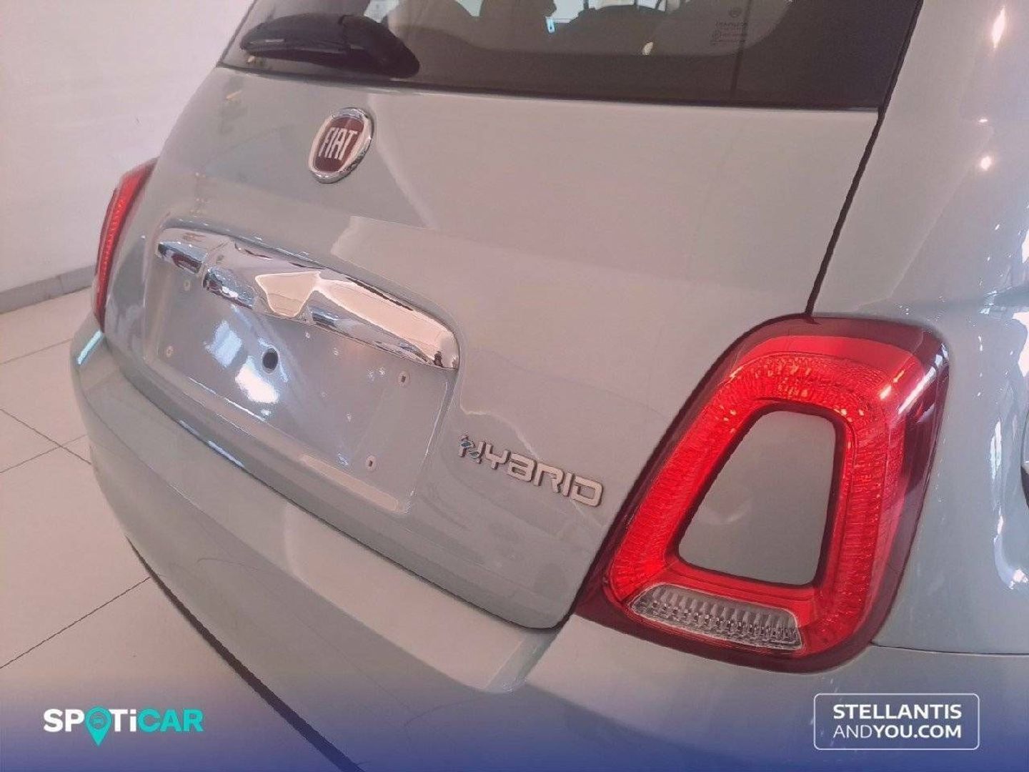 Fiat 500 1.0 Hybrid Club 51 kW (70 CV)