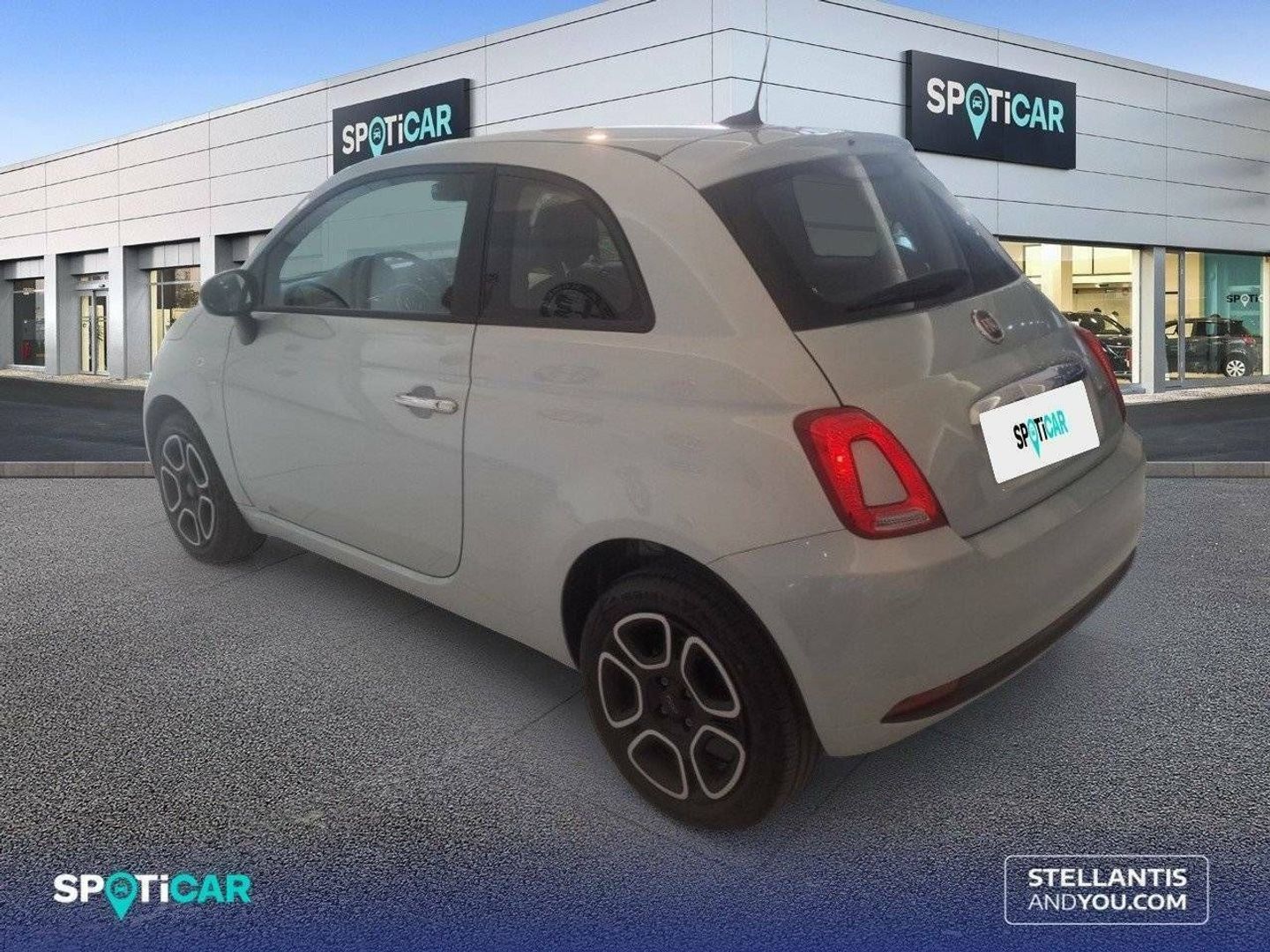 Fiat 500 1.0 Hybrid Club 51 kW (70 CV)