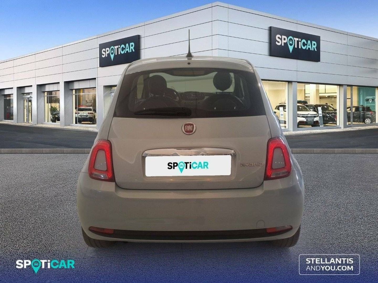 Fiat 500 1.0 Hybrid Club 51 kW (70 CV)