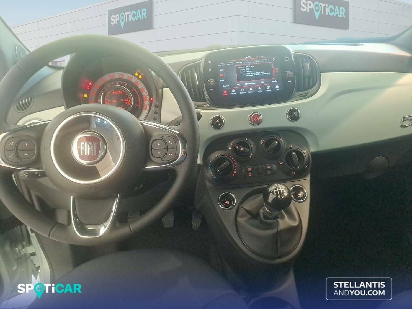 Fiat 500 1.0 Hybrid Club 51 kW (70 CV)