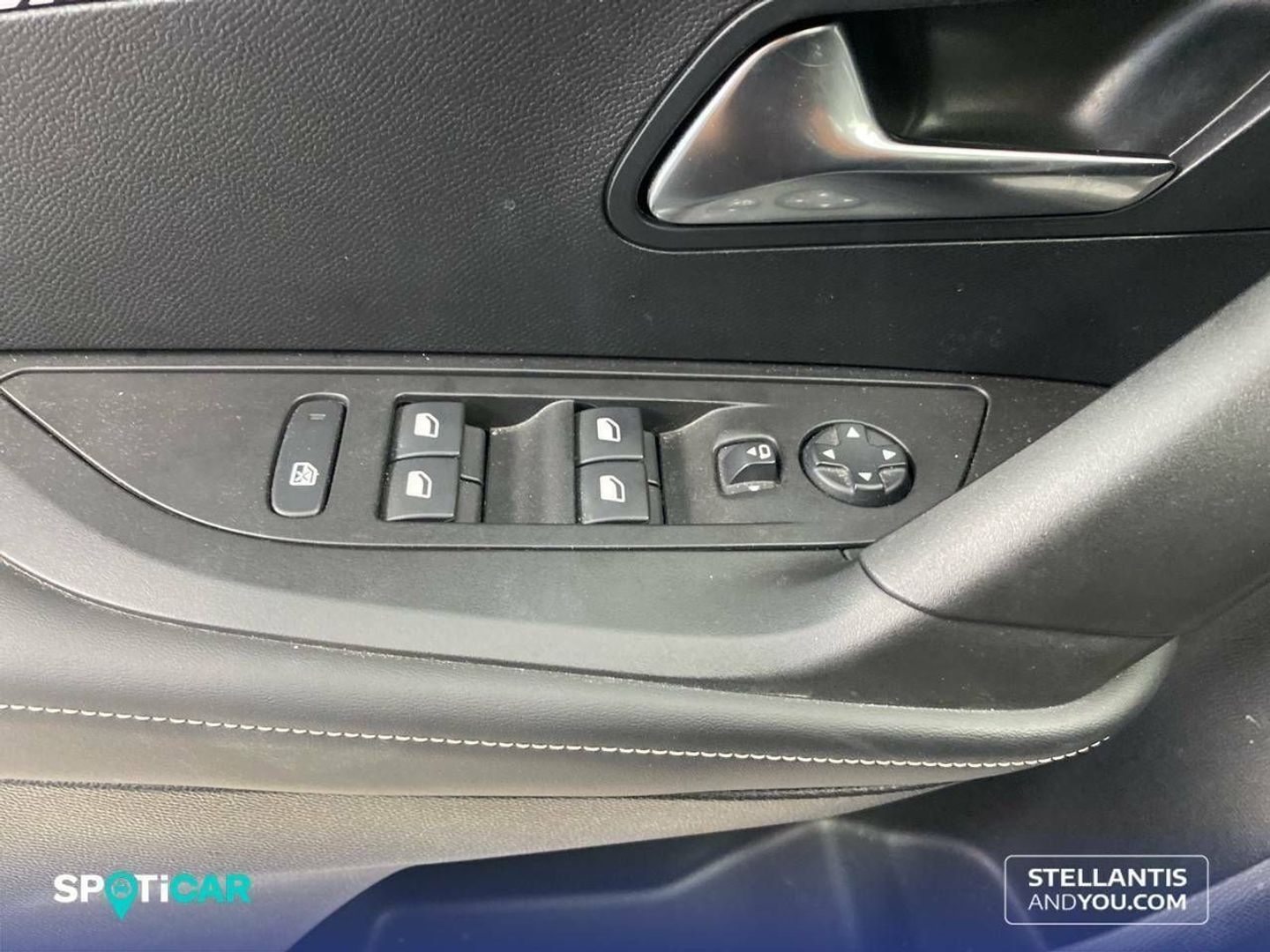 Peugeot 2008 PureTech 130 S&S Allure EAT8 96 kW (130 CV)