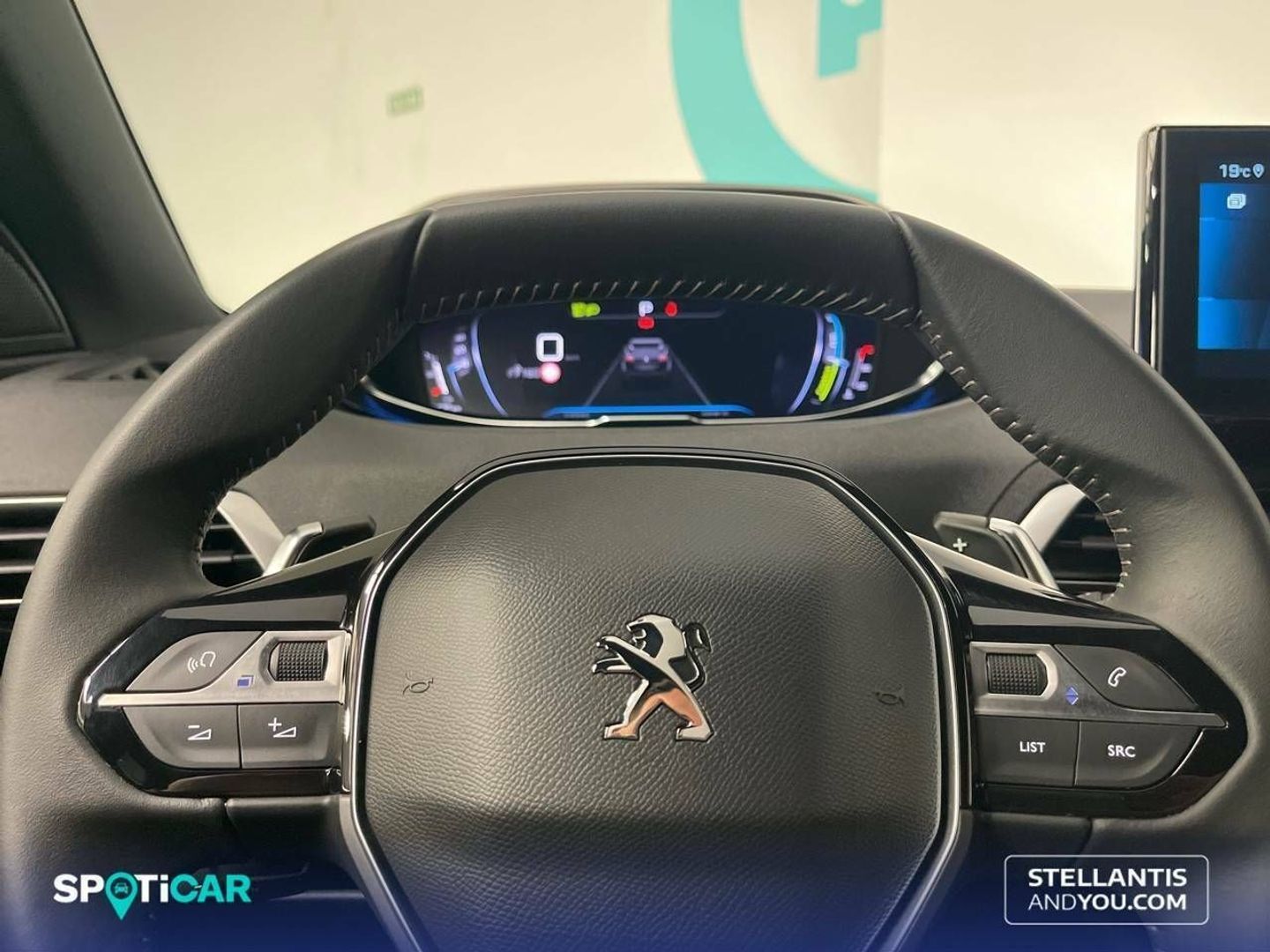 Peugeot 3008 Hybrid 136 Allure Pack eDCS6 100 kW (136 CV)