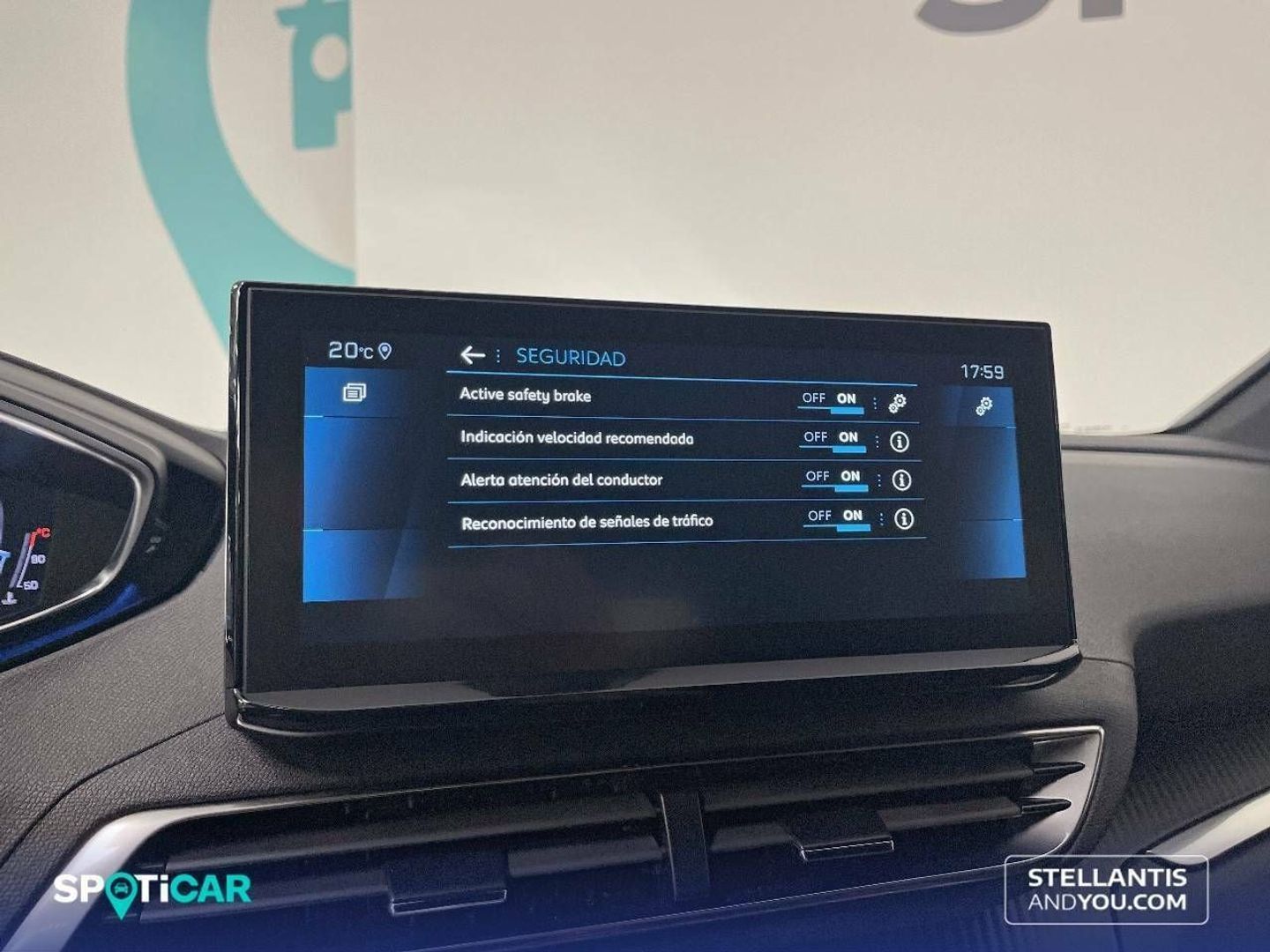 Peugeot 3008 Hybrid 136 Allure Pack eDCS6 100 kW (136 CV)