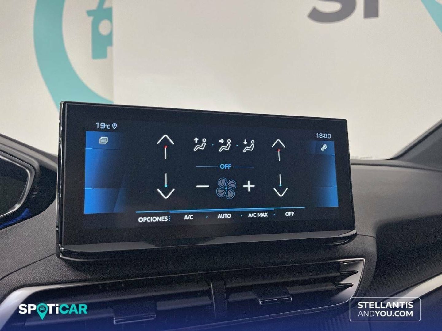 Peugeot 3008 Hybrid 136 Allure Pack eDCS6 100 kW (136 CV)