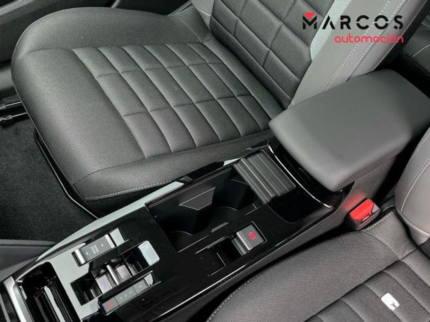 Citroen ë-C4 eléctrico 50kWh Plus 100 kW (136 CV)