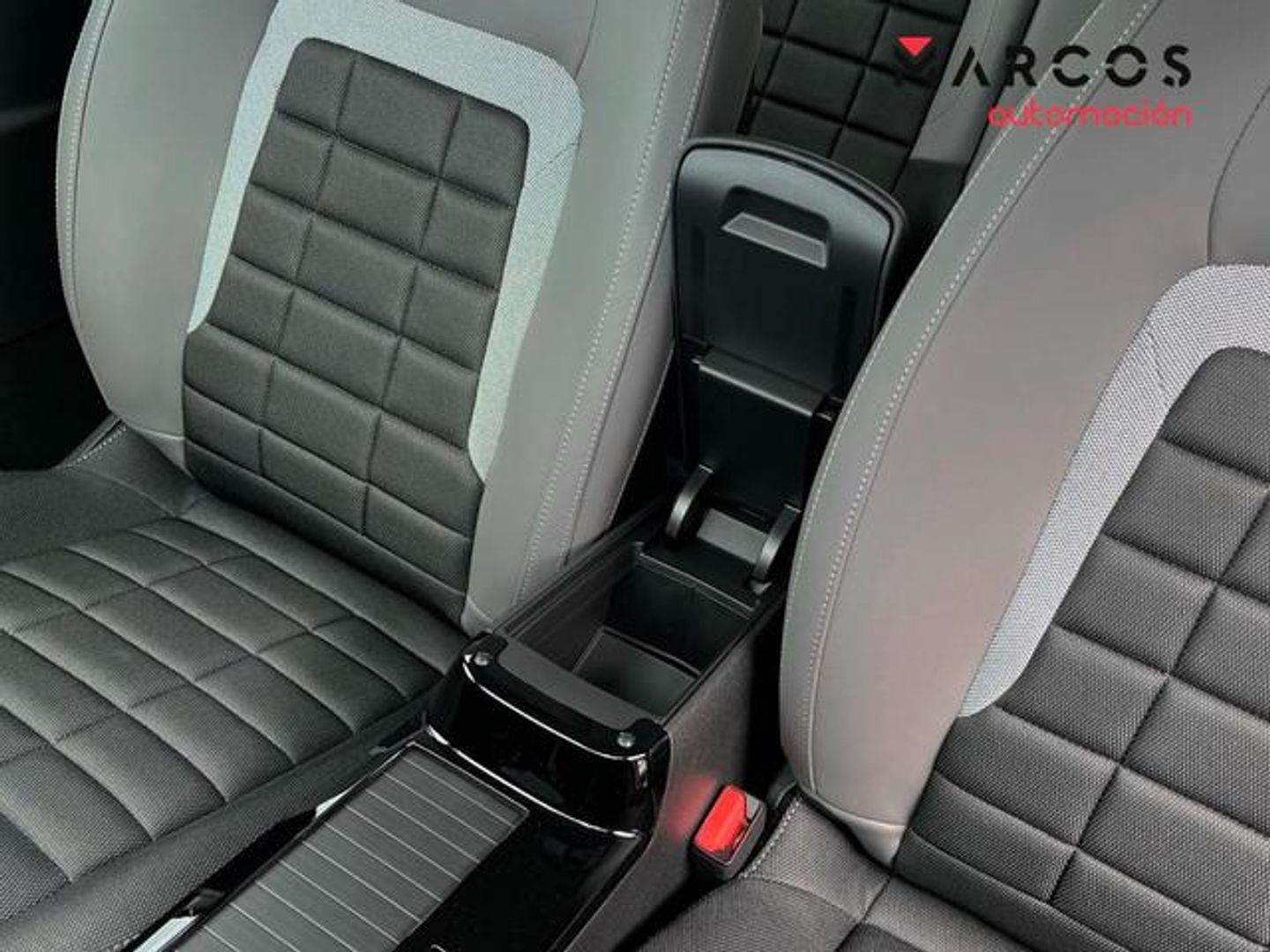 Citroen ë-C4 eléctrico 50kWh Plus 100 kW (136 CV)