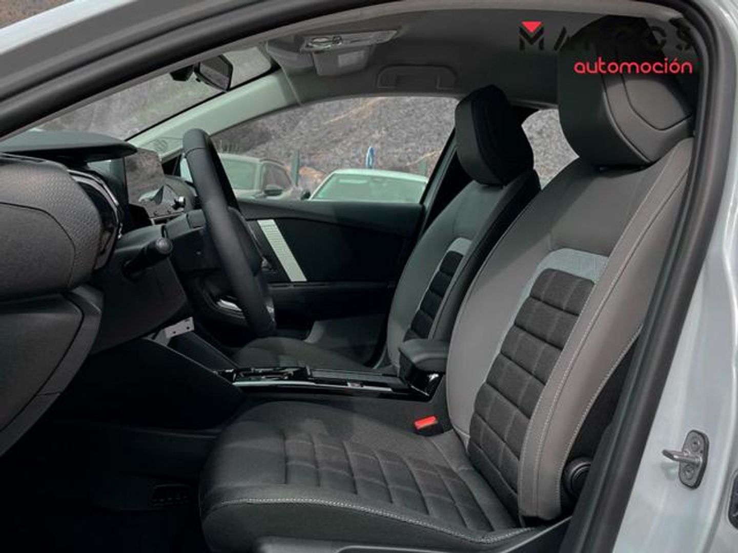 Citroen ë-C4 eléctrico 50kWh Plus 100 kW (136 CV)