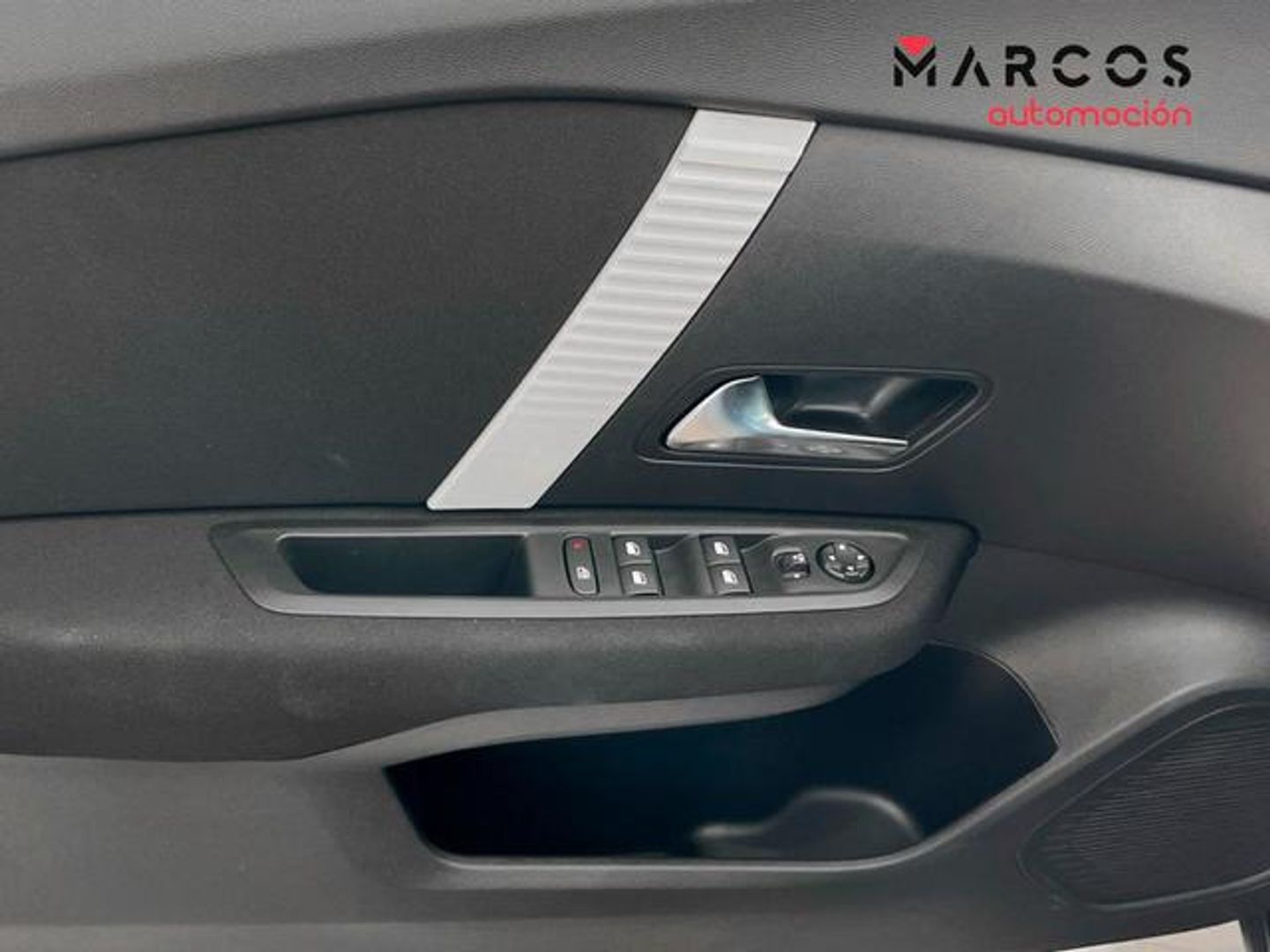 Citroen ë-C4 eléctrico 50kWh Plus 100 kW (136 CV)