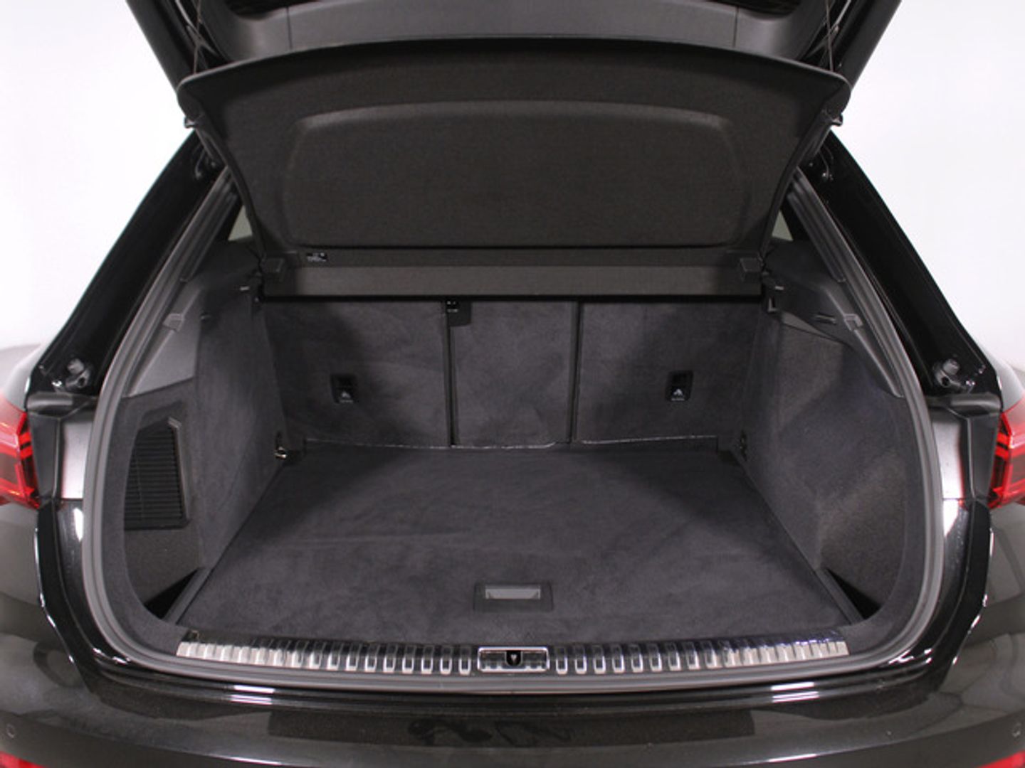 Audi Q3 TFSIe Black line 45 TFSI e 180 kW (245 CV) S tronic