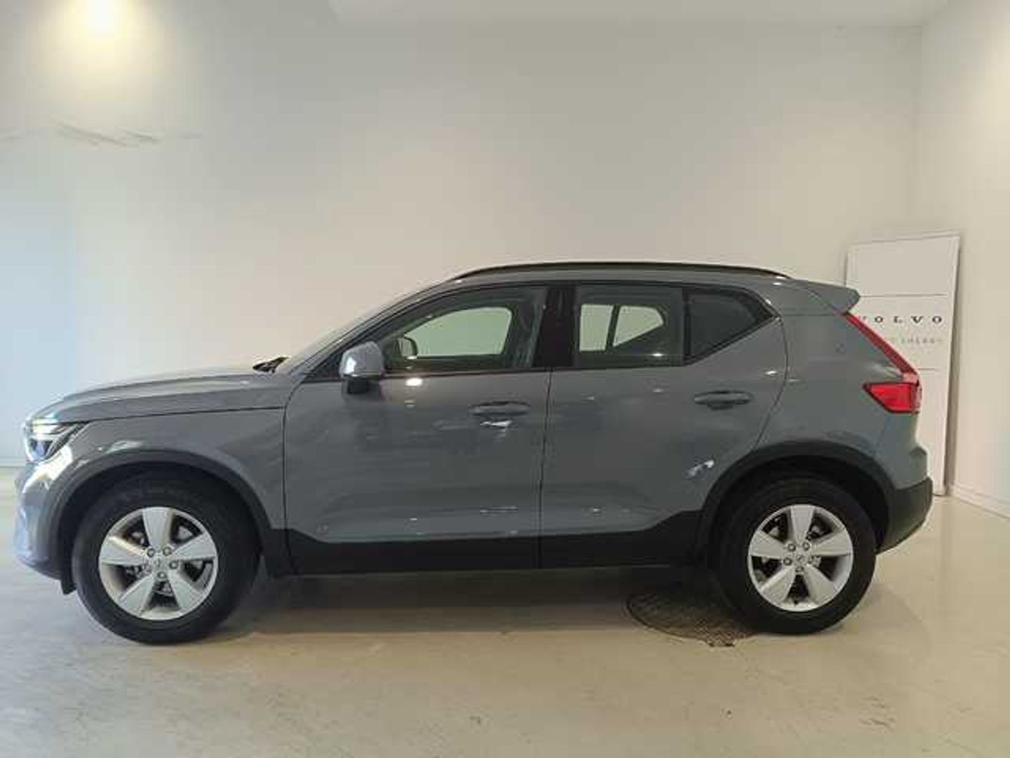 Volvo XC40 T2 Essential Auto 95 kW (129 CV)