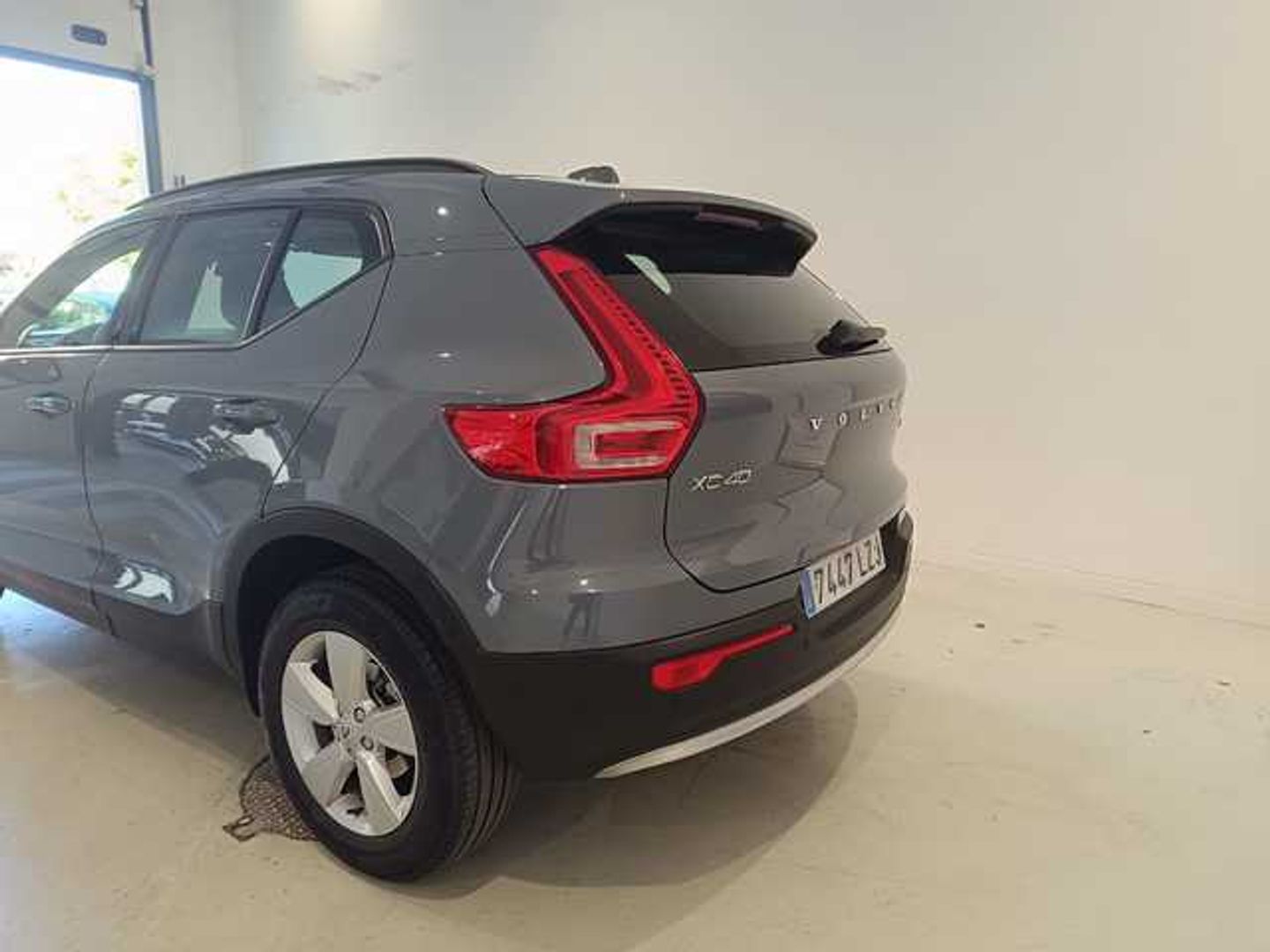 Volvo XC40 T2 Essential Auto 95 kW (129 CV)