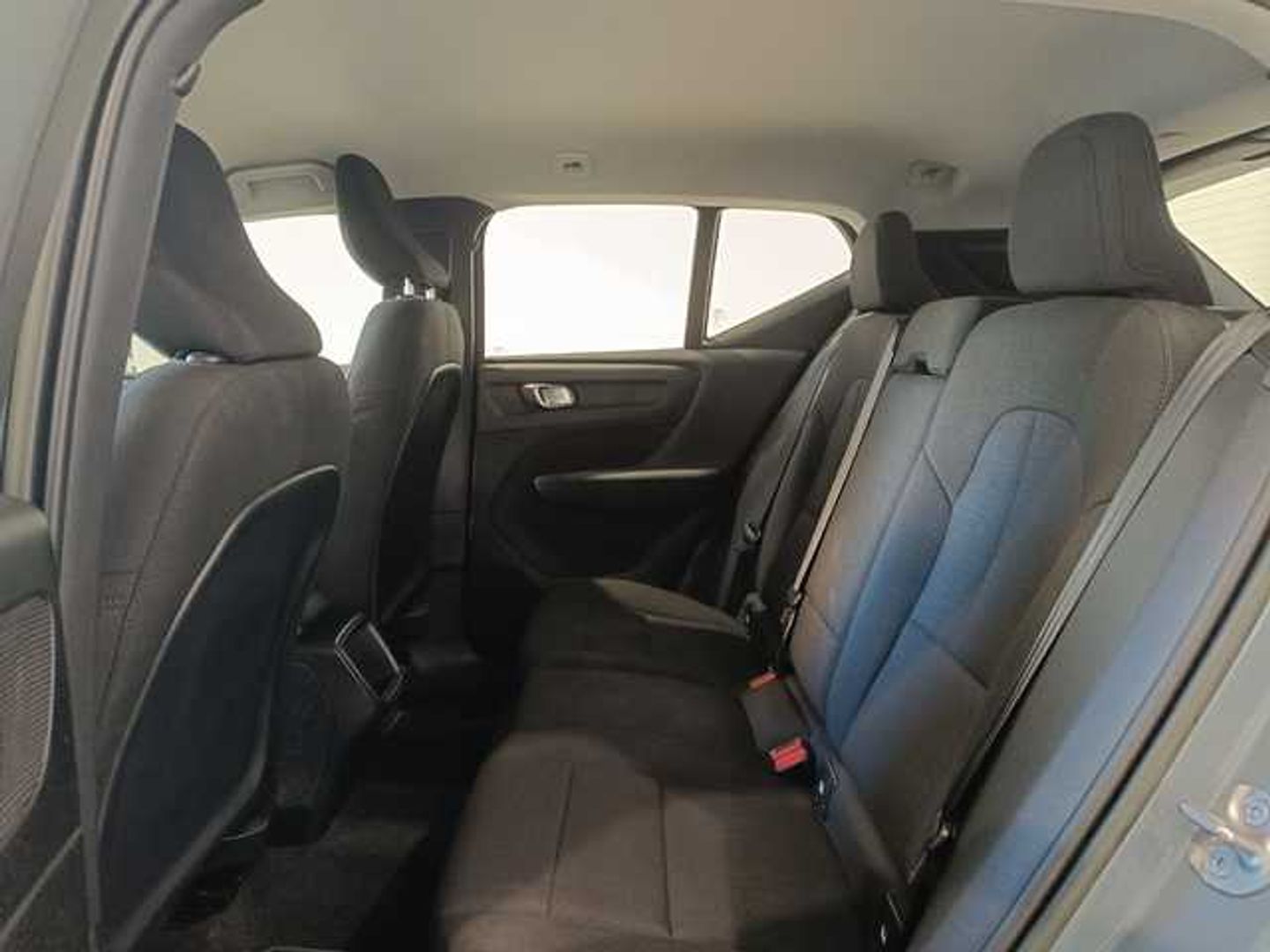 Volvo XC40 T2 Essential Auto 95 kW (129 CV)