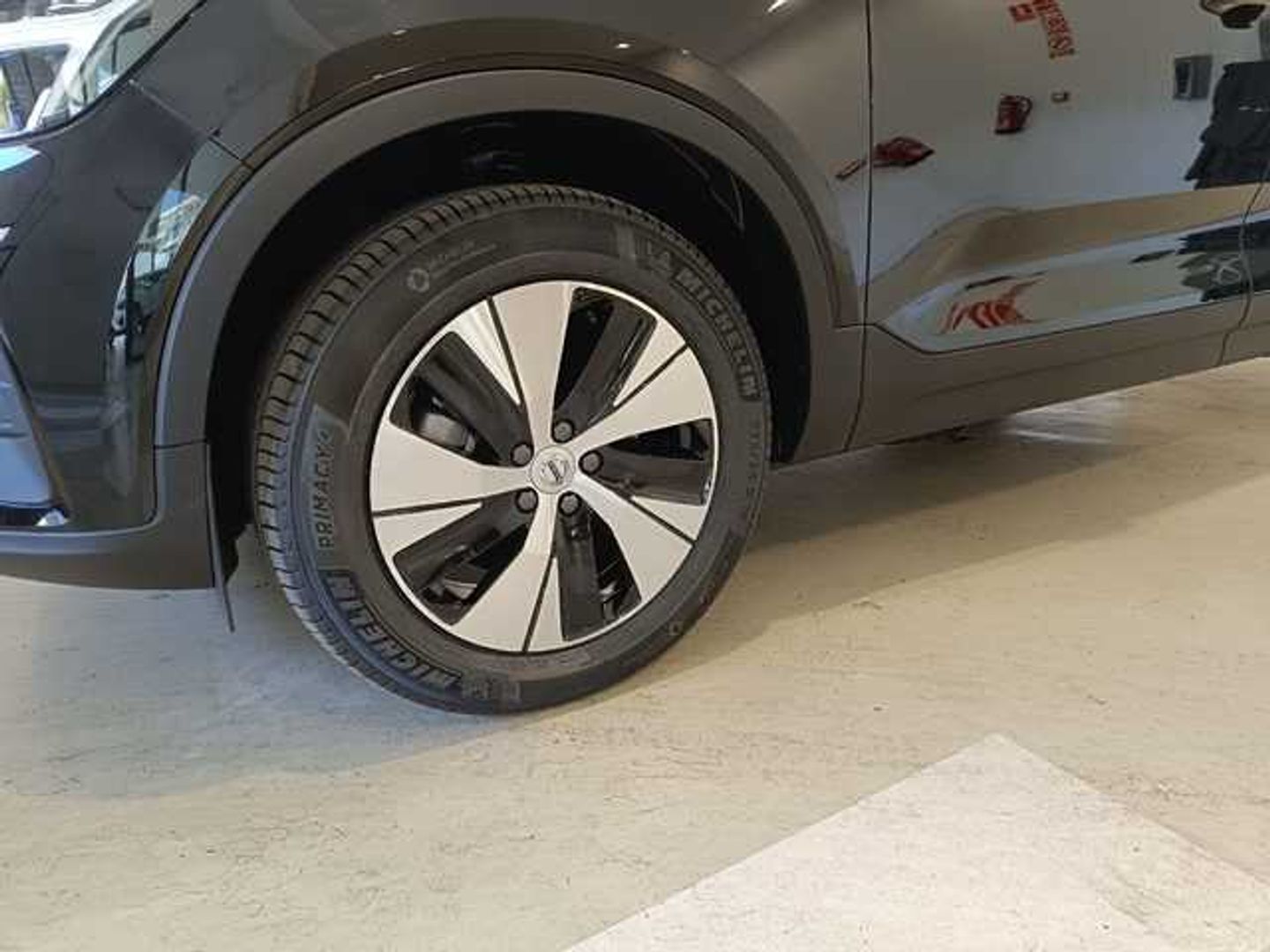 Volvo XC40 B3 G Core Auto 120 kW (163 CV)
