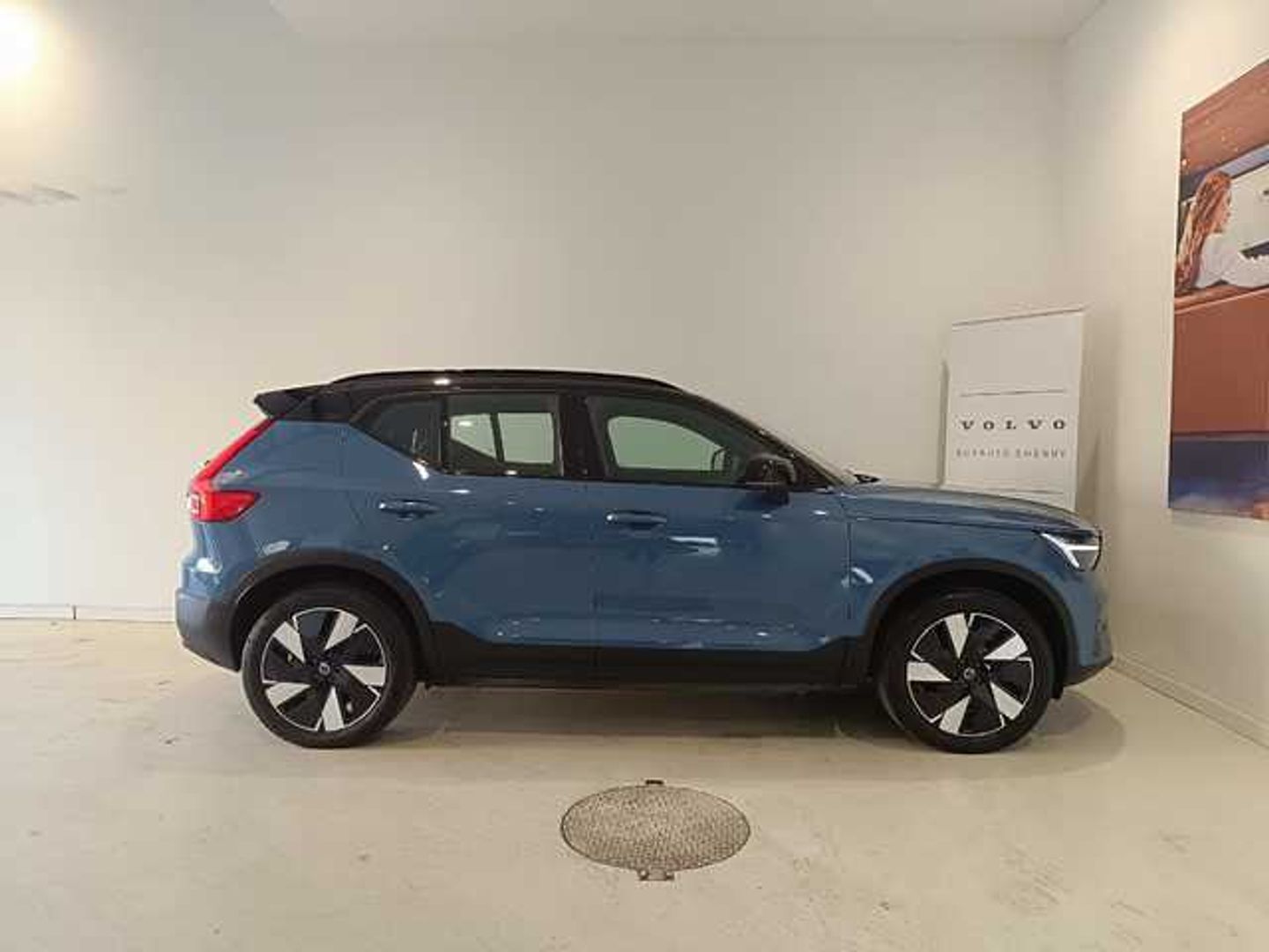 Volvo XC40 Recharge Single Extended Core Auto 185 kW (252 CV)