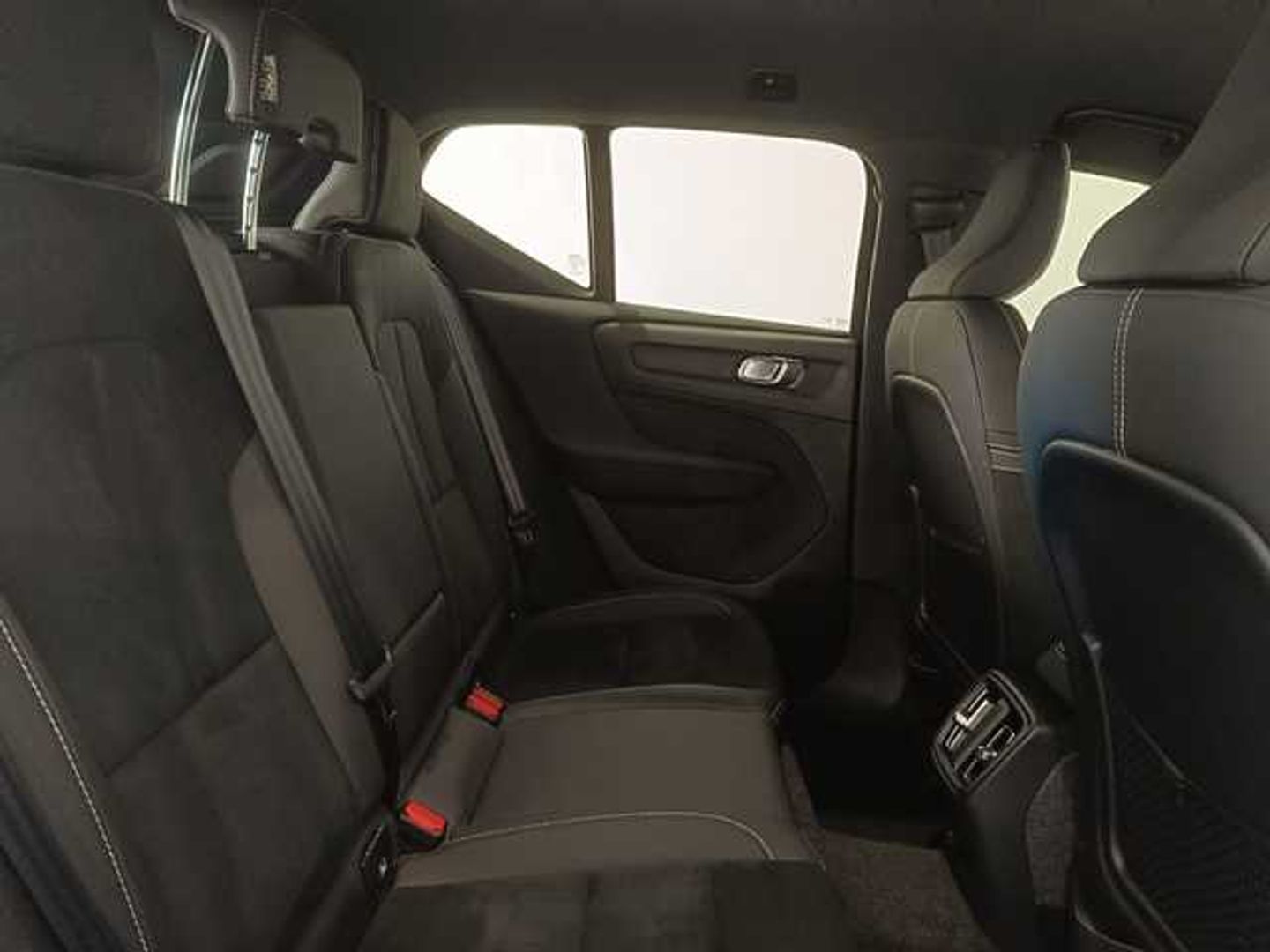 Volvo XC40 Recharge Single Extended Core Auto 185 kW (252 CV)
