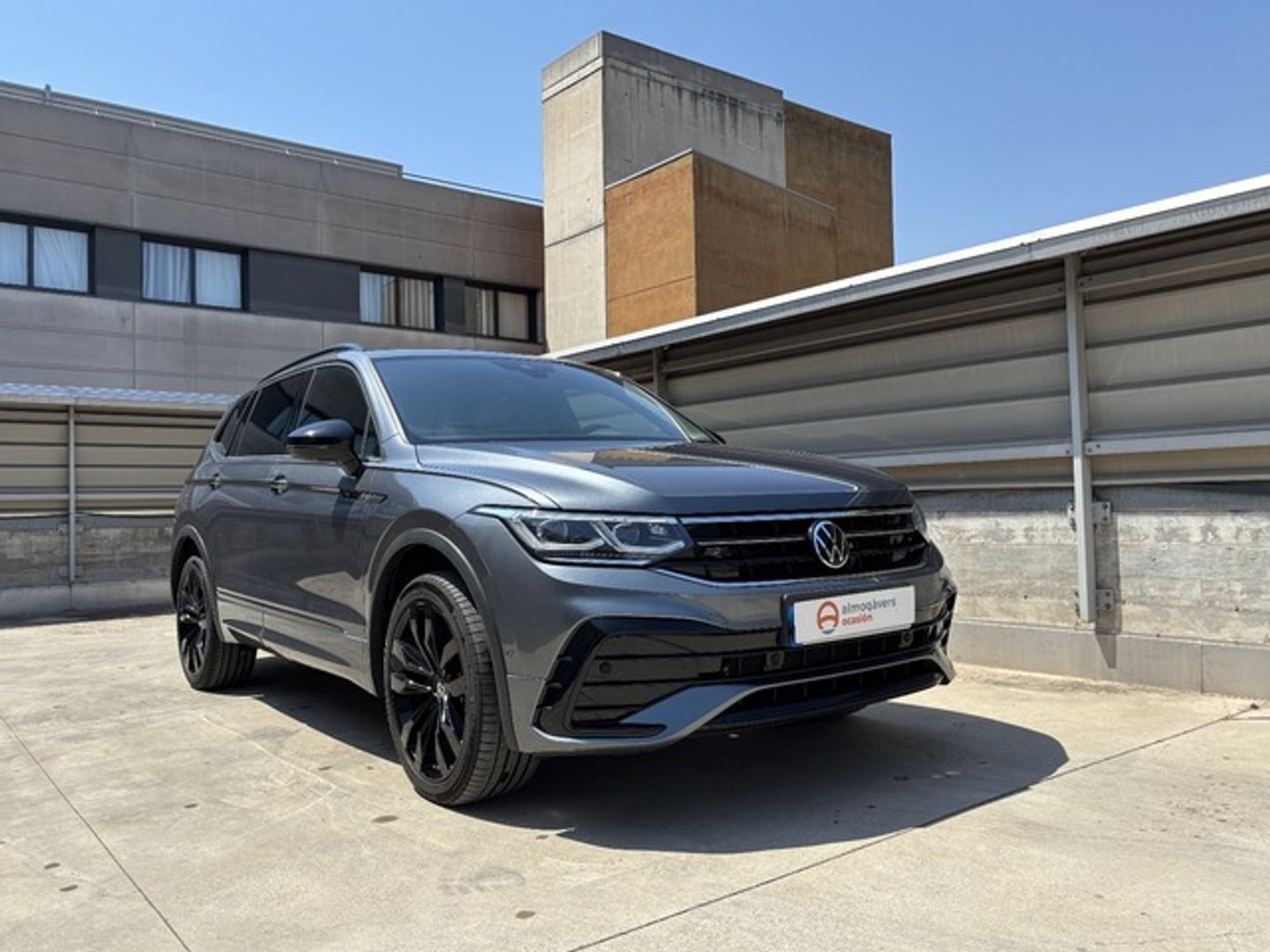 Volkswagen Tiguan Allspace R-Line 2.0 TDI 110 kW (150 CV) DSG Gris SUV