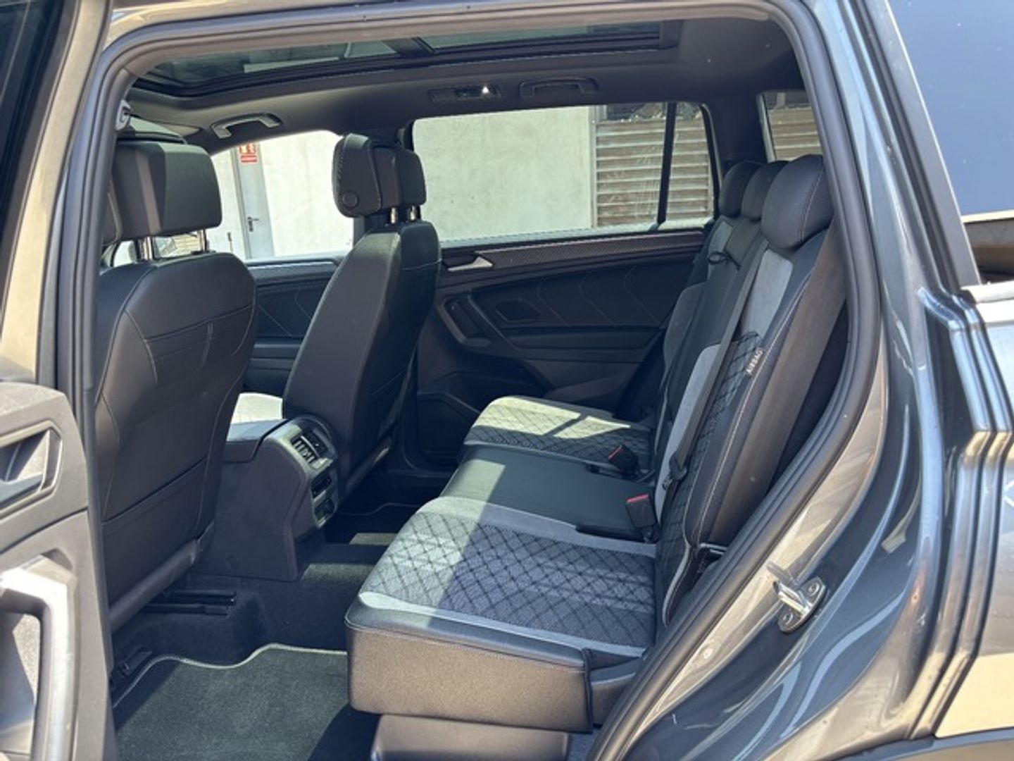 Volkswagen Tiguan Allspace R-Line 2.0 TDI 110 kW (150 CV) DSG