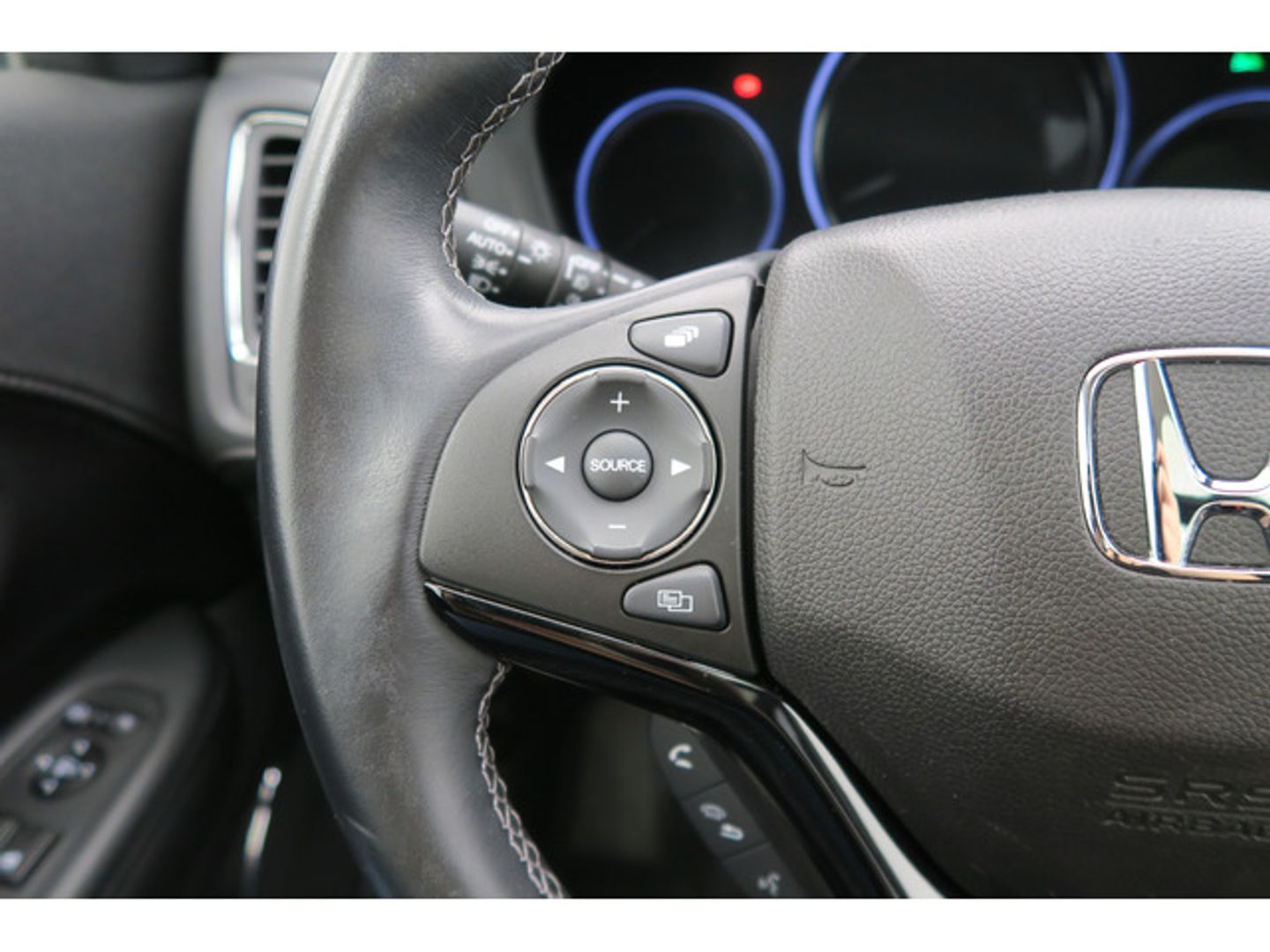 Honda HR-V 1.5 i-VTEC Executive 96 kW (130 CV)