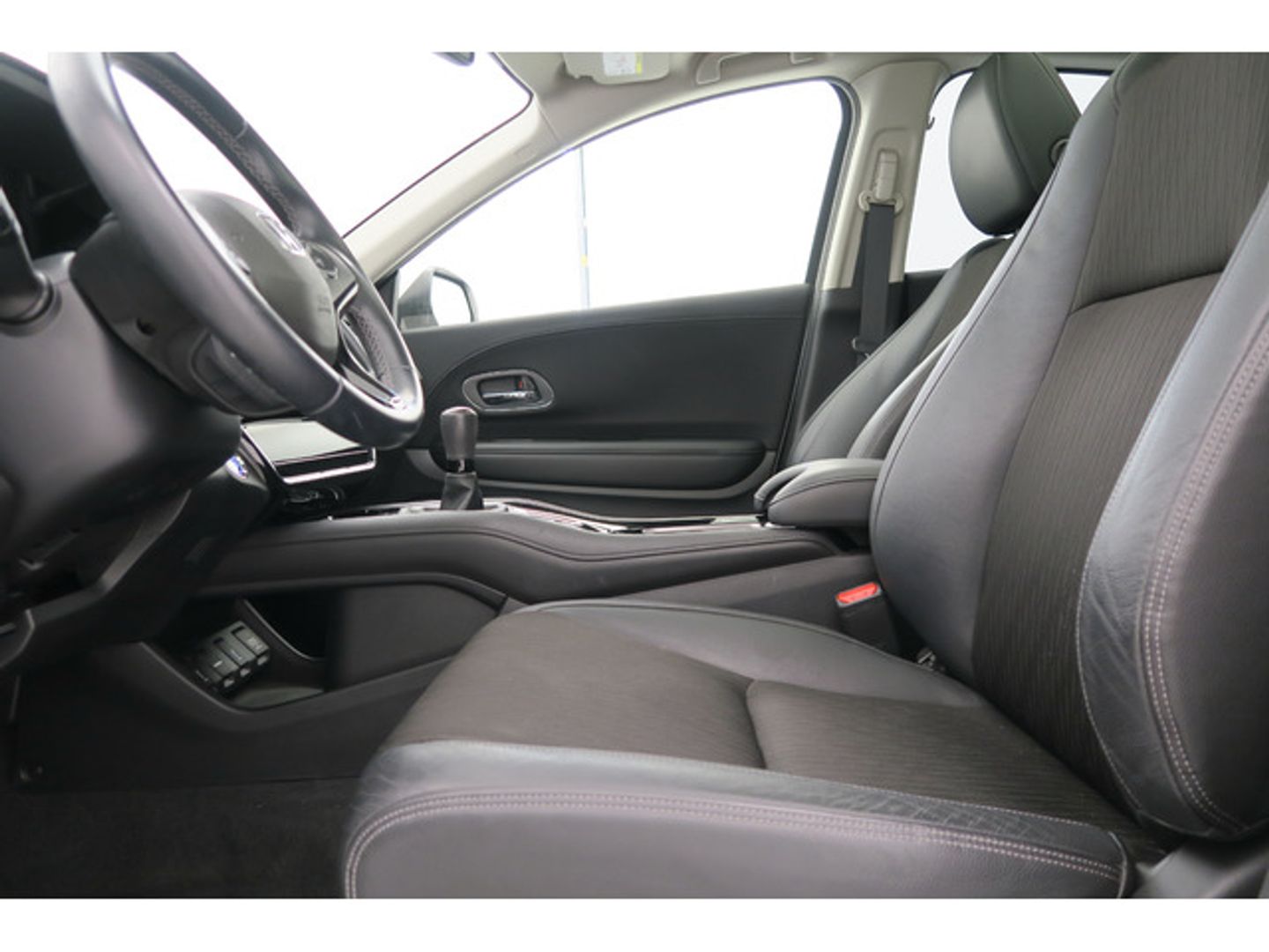 Honda HR-V 1.5 i-VTEC Executive 96 kW (130 CV)