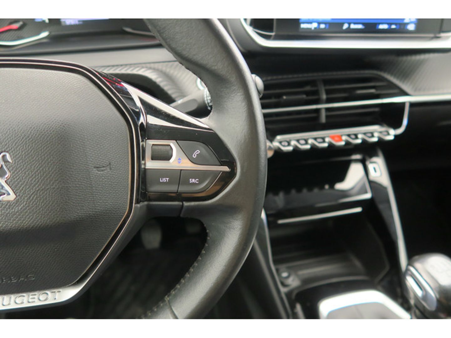 Peugeot 208 PureTech 100 Allure 75 kW (100 CV)
