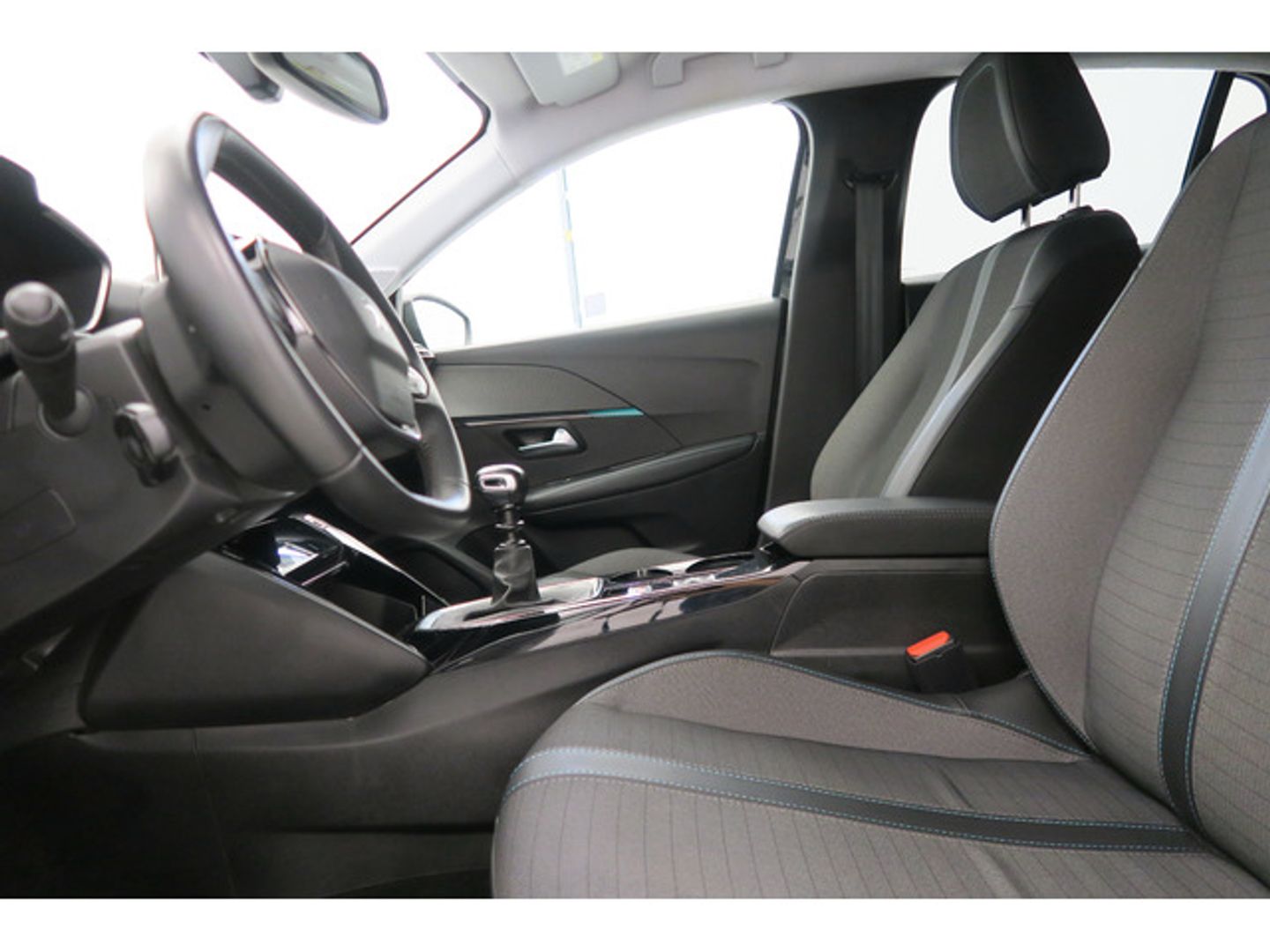 Peugeot 208 PureTech 100 Allure 75 kW (100 CV)