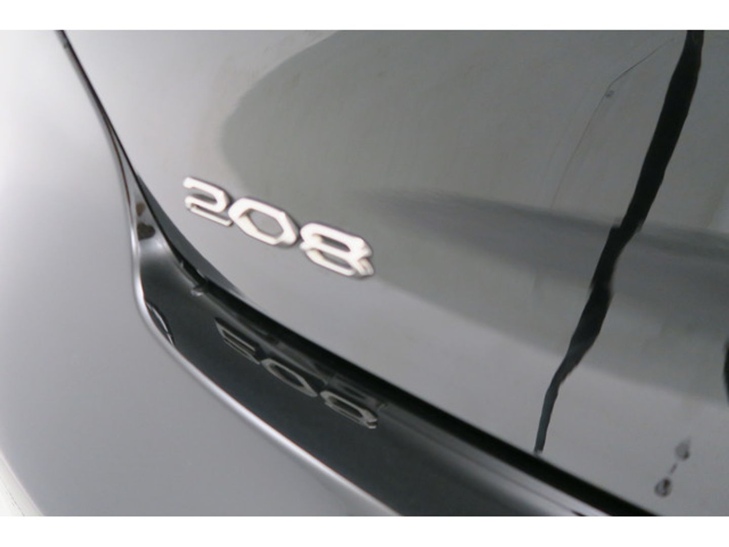 Peugeot 208 PureTech 100 Allure 75 kW (100 CV)