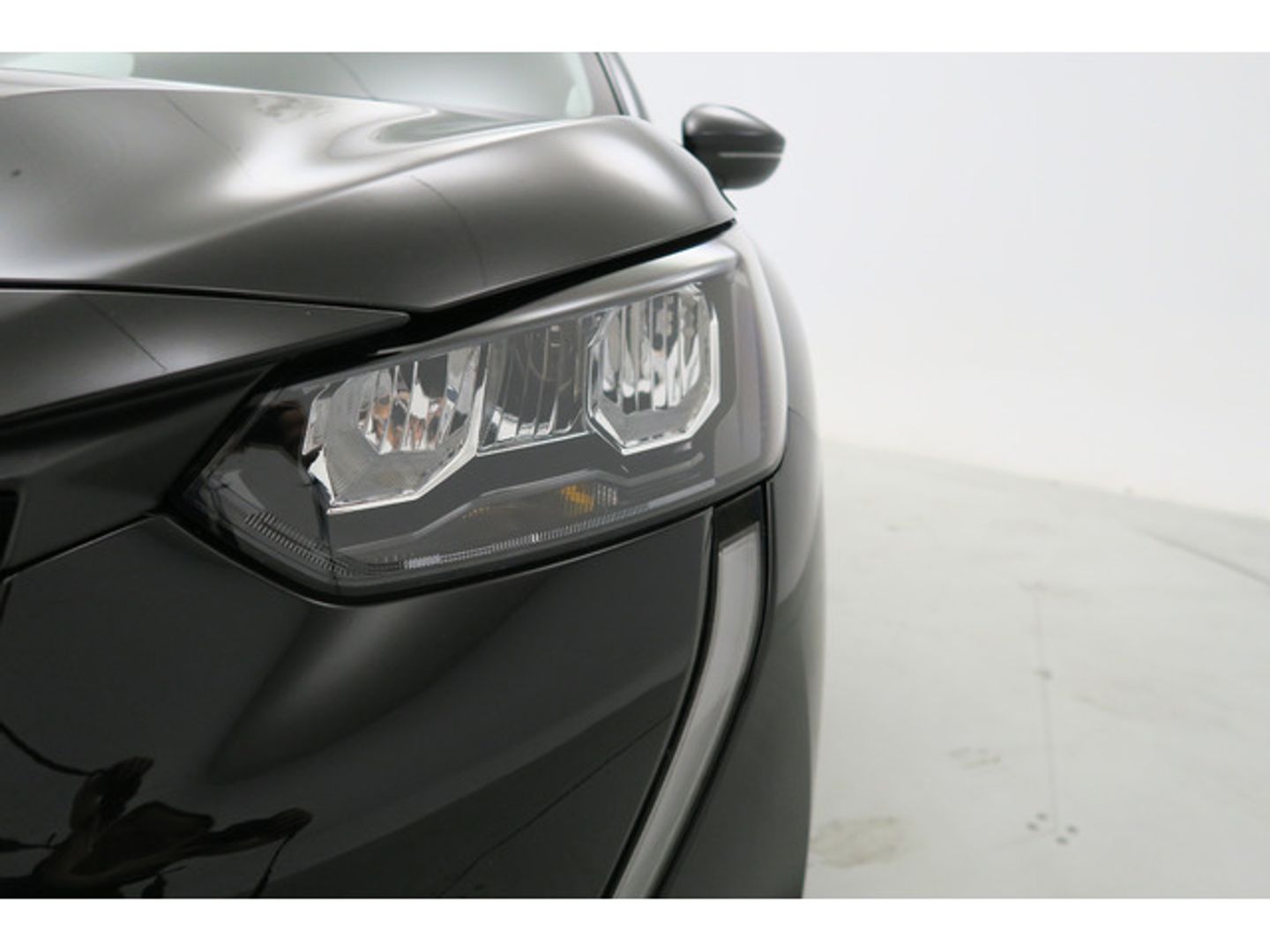 Peugeot 208 PureTech 100 Allure 75 kW (100 CV)