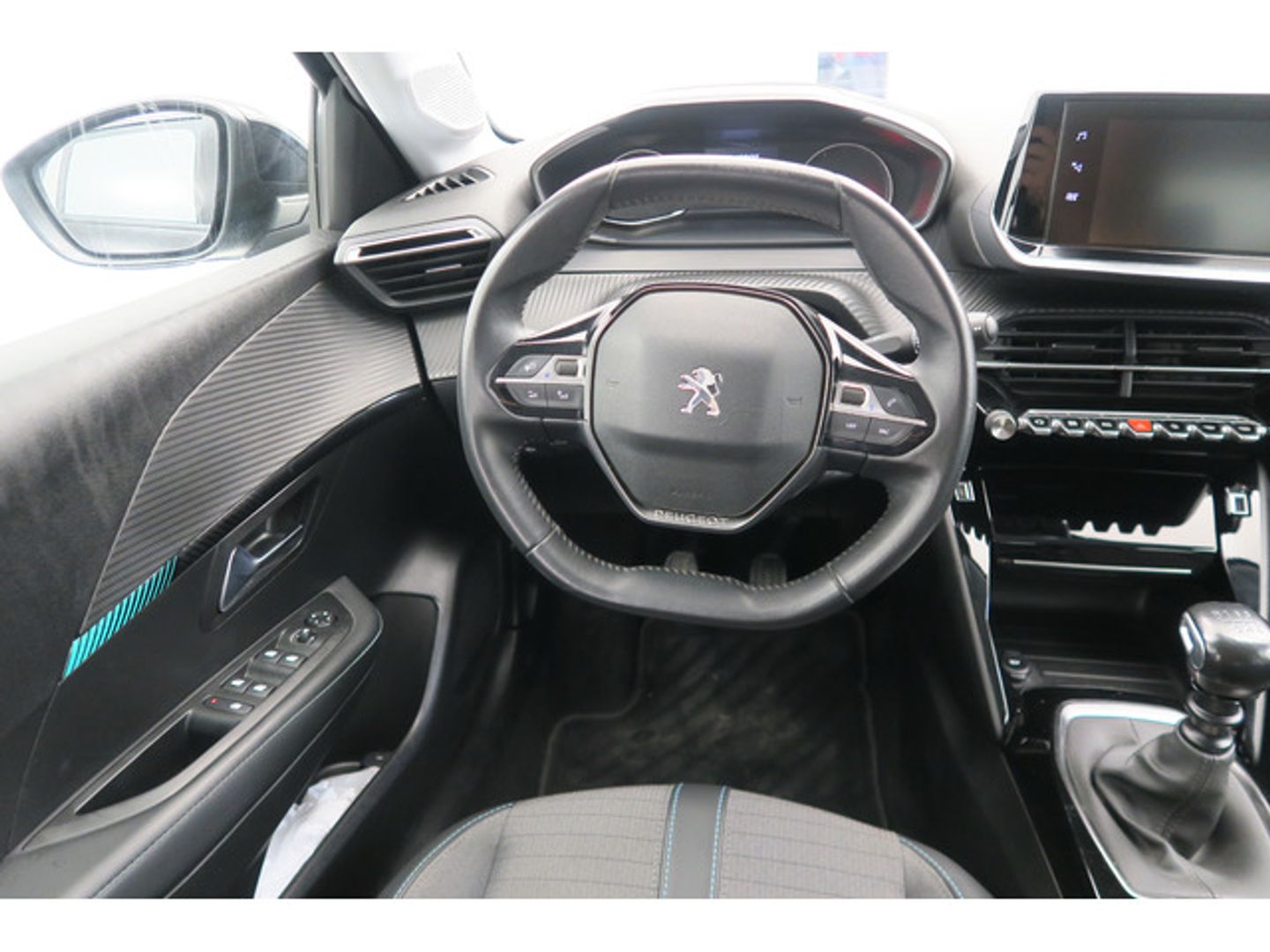 Peugeot 208 PureTech 100 Allure 75 kW (100 CV)
