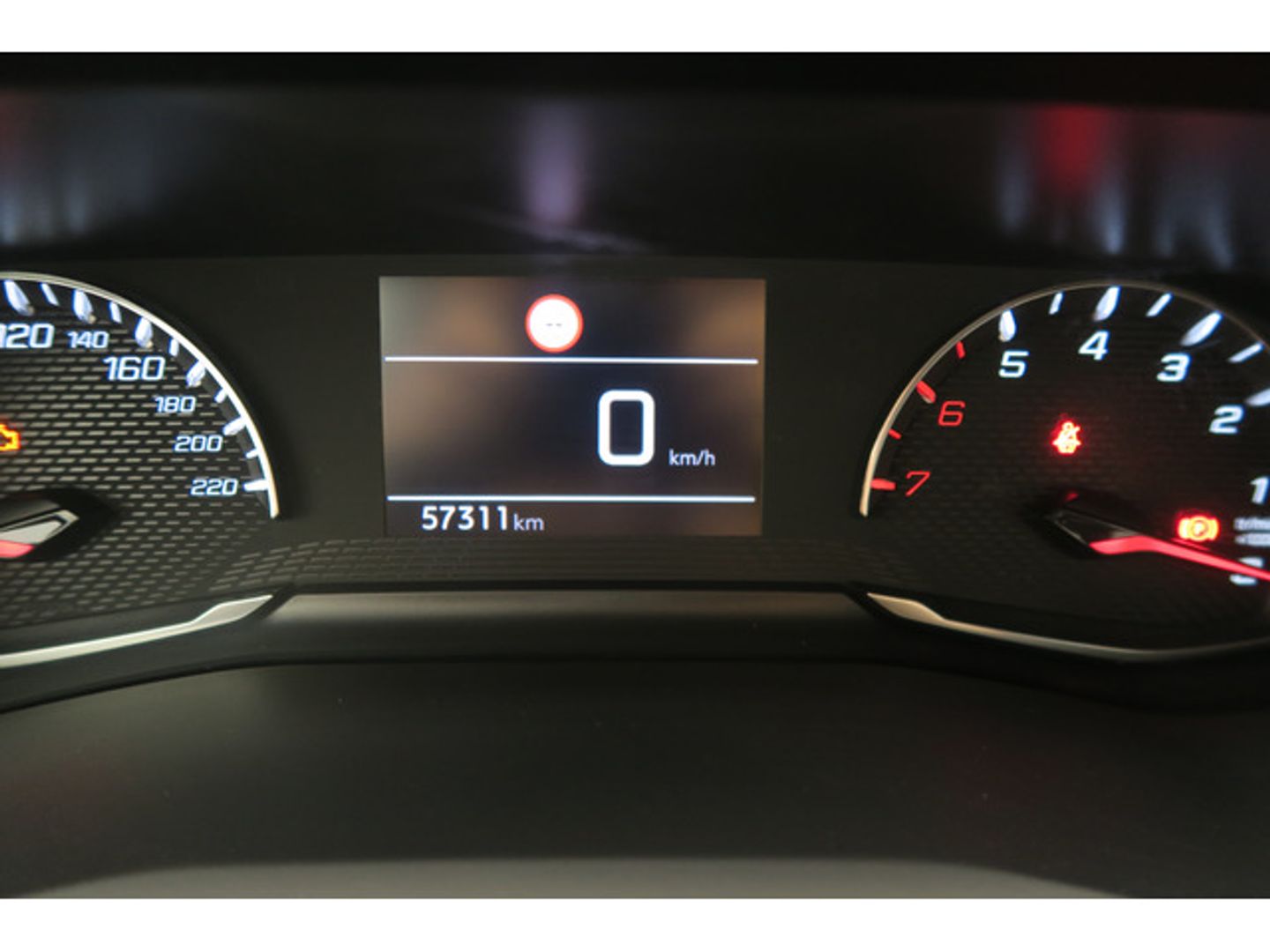 Peugeot 208 PureTech 100 Allure 75 kW (100 CV)