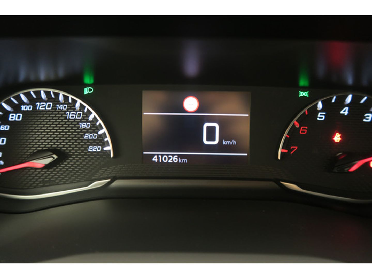 Peugeot 208 PureTech 100 Allure 75 kW (100 CV)