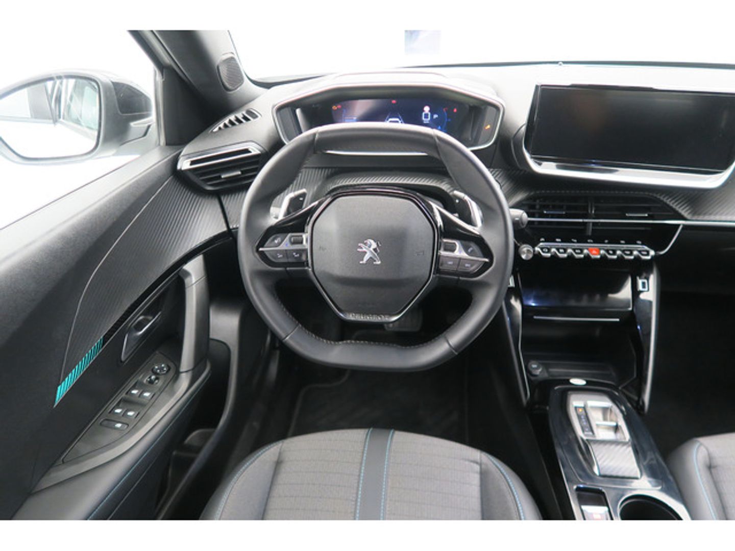 Peugeot 2008 BlueHDi 130 S&S Allure Pack EAT8 96 kW (130 CV)