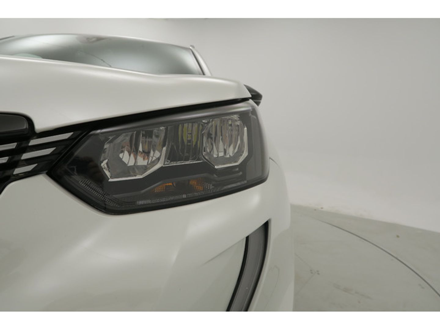 Peugeot 2008 BlueHDi 130 S&S Allure Pack EAT8 96 kW (130 CV)