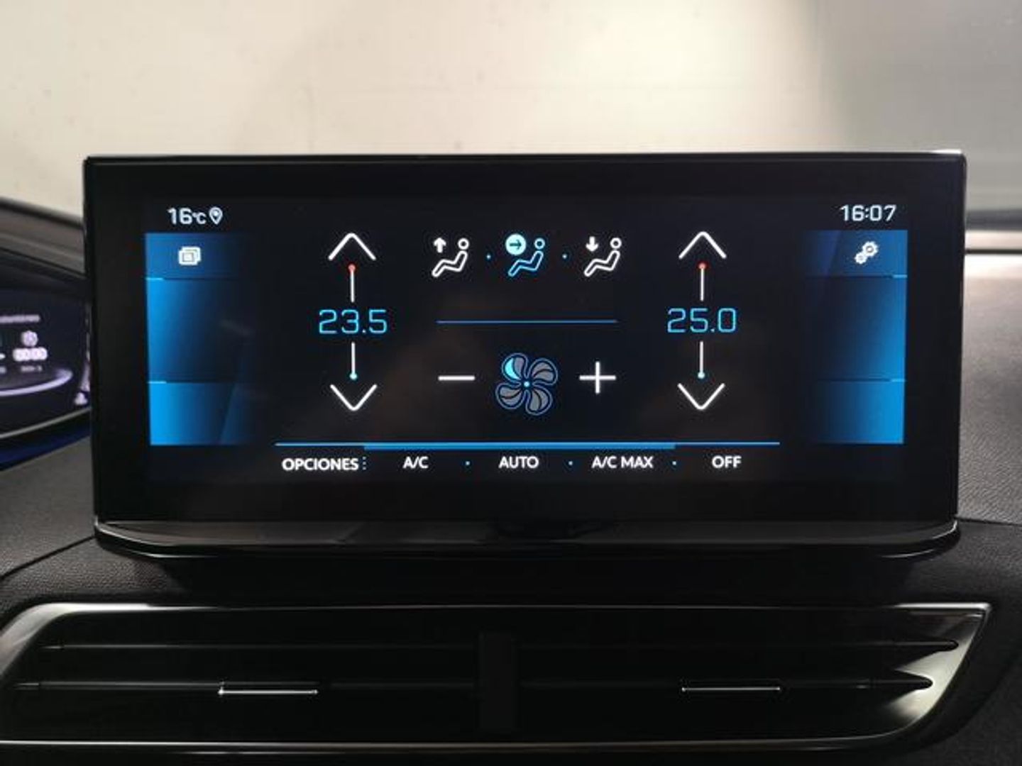 Peugeot 5008 Hybrid 1.2 Allure Pack eDCS6 100 kW (136 CV)