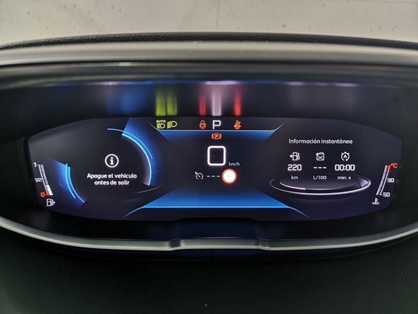 Peugeot 5008 Hybrid 1.2 Allure Pack eDCS6 100 kW (136 CV)