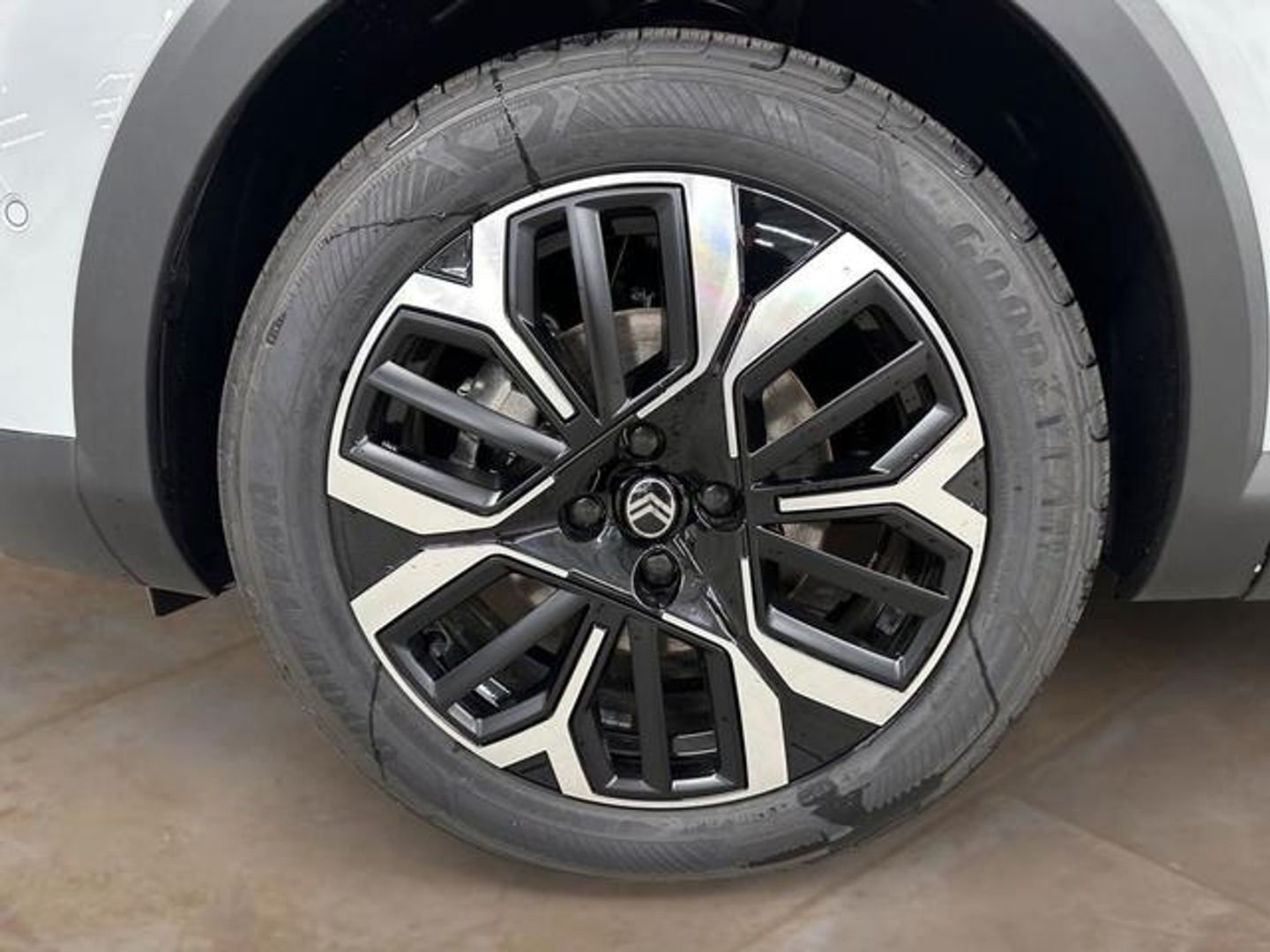 Citroen C4 Hybrid 136 e-DCS6 Business Edition 100 kW (136 CV)