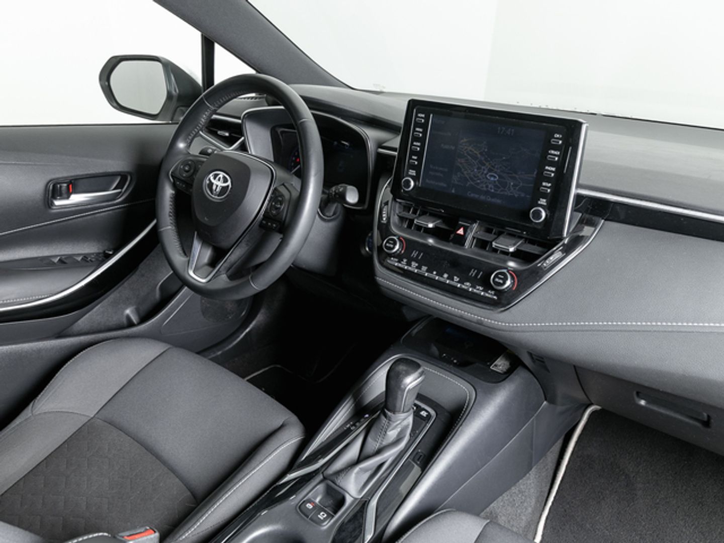 Toyota Corolla Touring Sports 180H Feel! E-CVT 132 kW (180 CV)