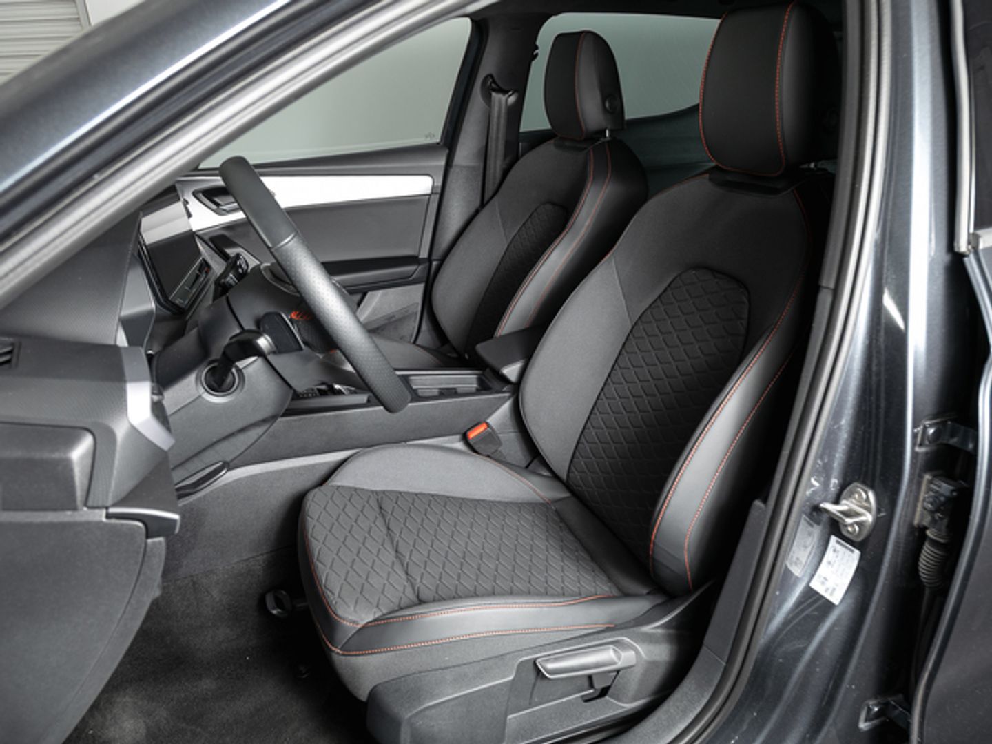 SEAT León 1.0 eTSI S&S FR 25 Aniversario DSG 81 kW (110 CV)