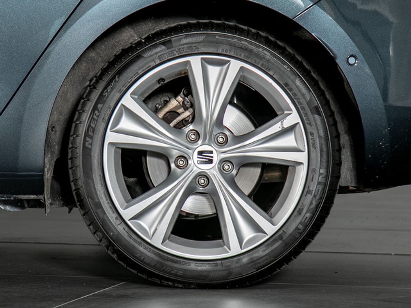 SEAT León 1.0 eTSI S&S FR 25 Aniversario DSG 81 kW (110 CV)