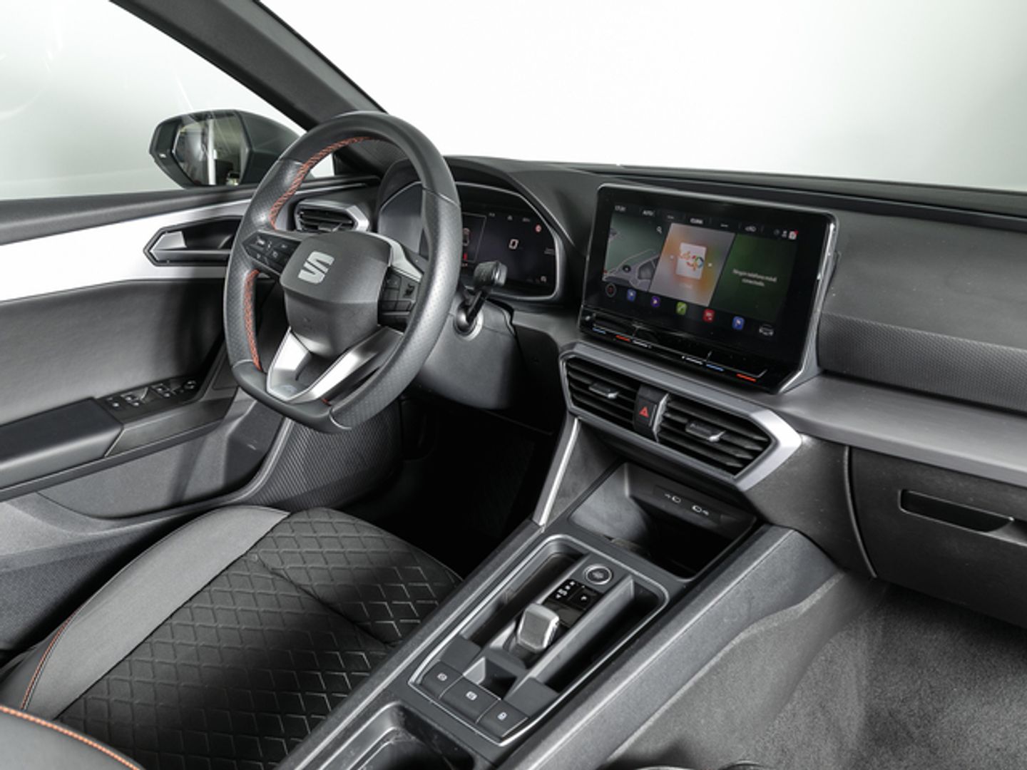 SEAT León 1.0 eTSI S&S FR 25 Aniversario DSG 81 kW (110 CV)