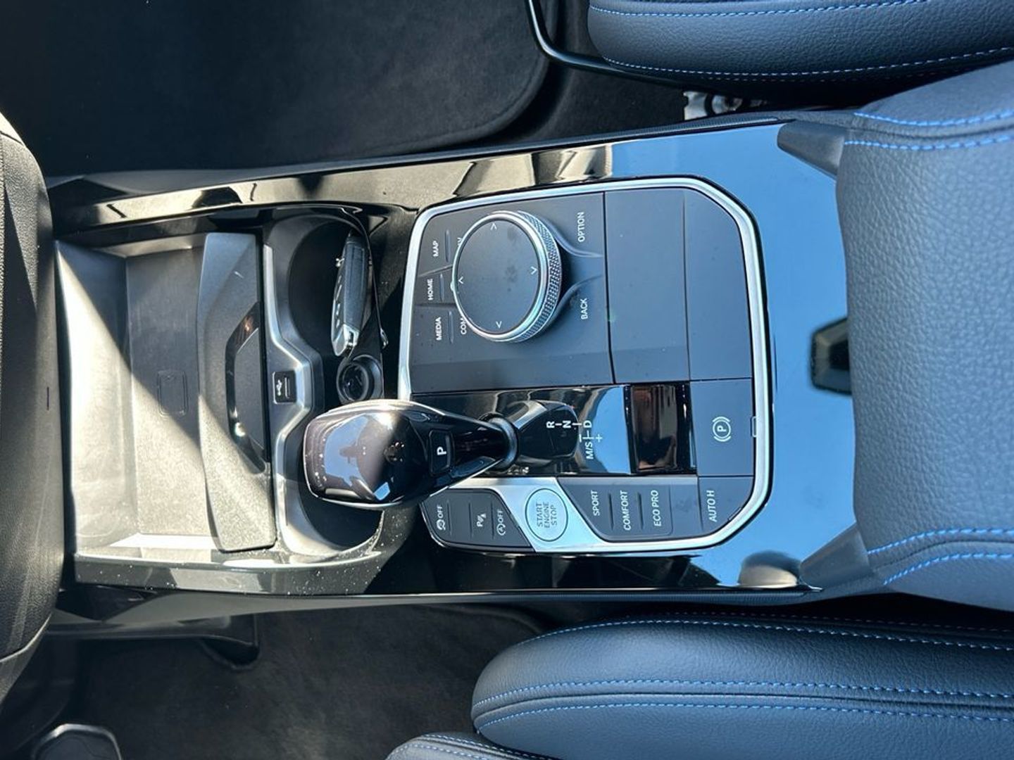 BMW Serie 1 118i 100 kW (136 CV) Negro Compact