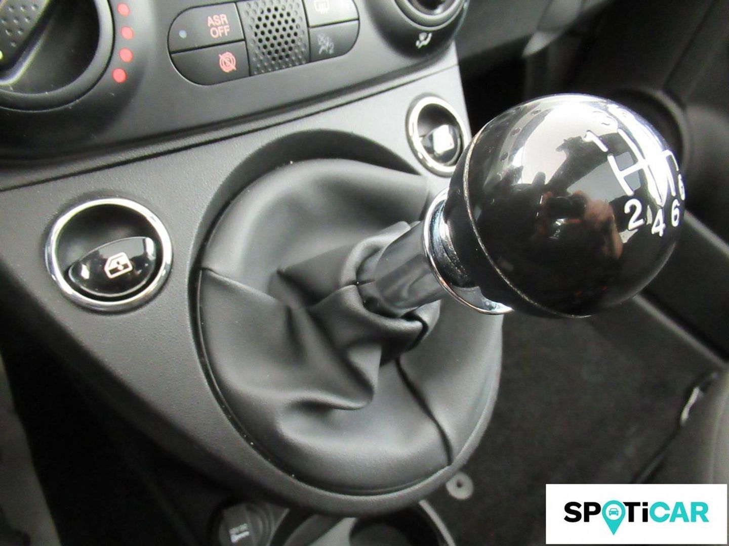 Fiat 500 1.0 Hybrid Dolcevita 51 kW (70 CV)