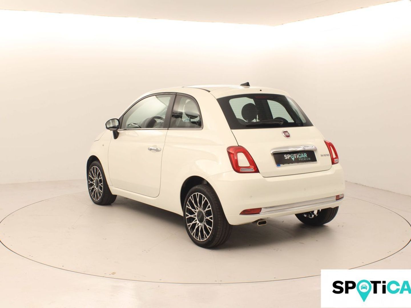 Fiat 500 1.0 Hybrid Dolcevita 51 kW (70 CV)